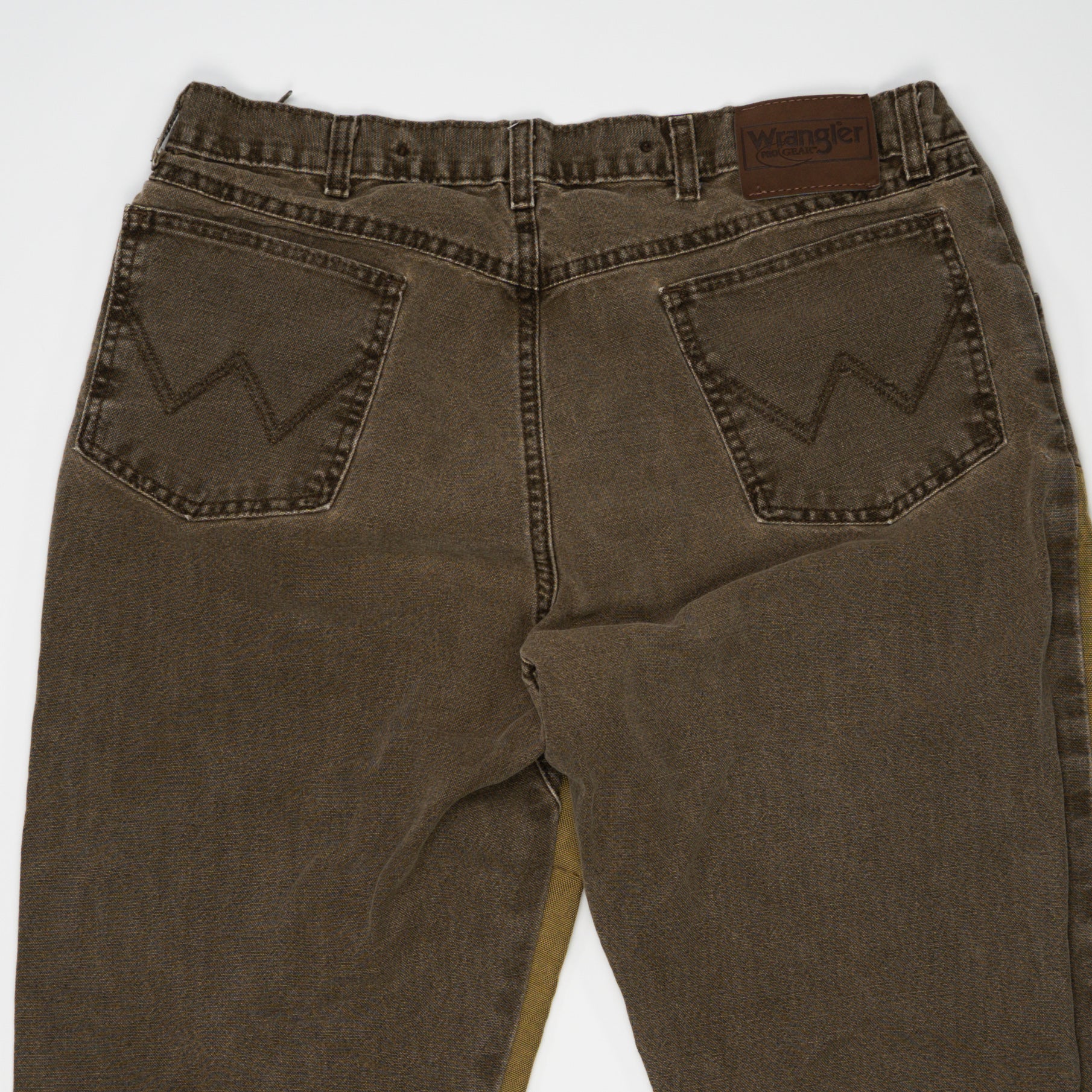 Vintage Brown + Olive Wrangler Jeans (38 x 30) | Rebalance Vintage.