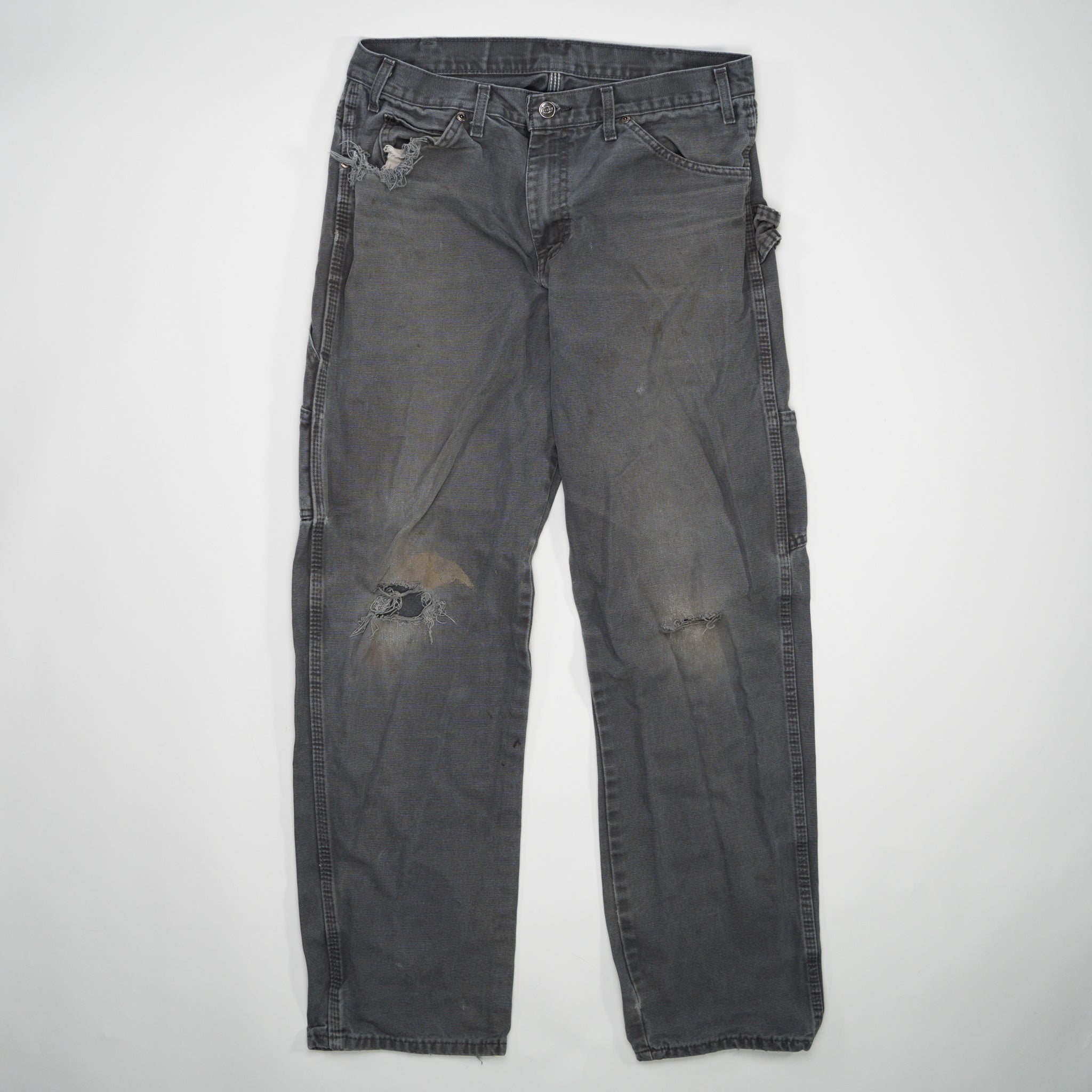 Vintage Grey Dickies Ripped Cargo Jeans (32 x 32) | Rebalance Vintage.