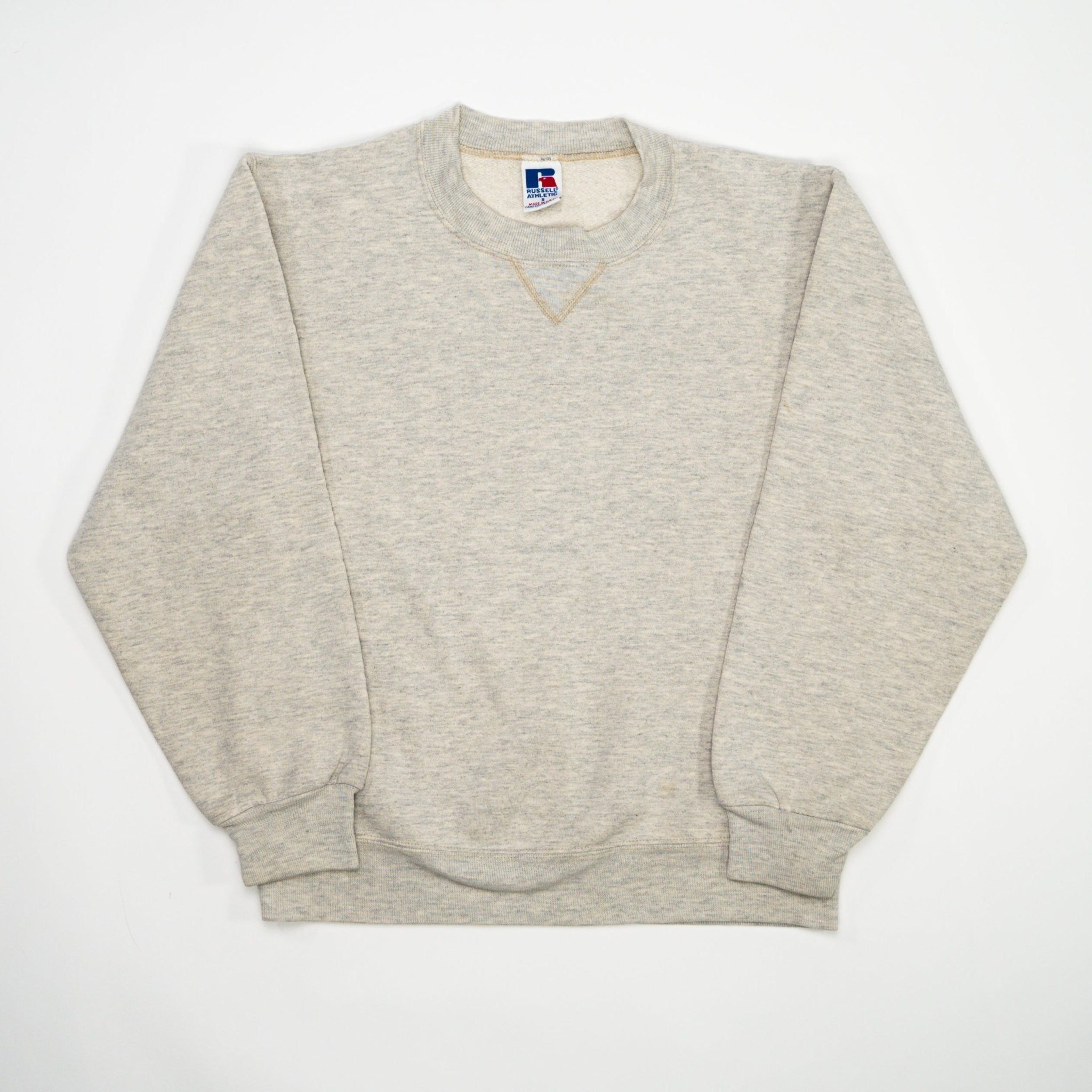 Vintage 90s Cream Russell Athletics Crewneck (S) | Rebalance Vintage.