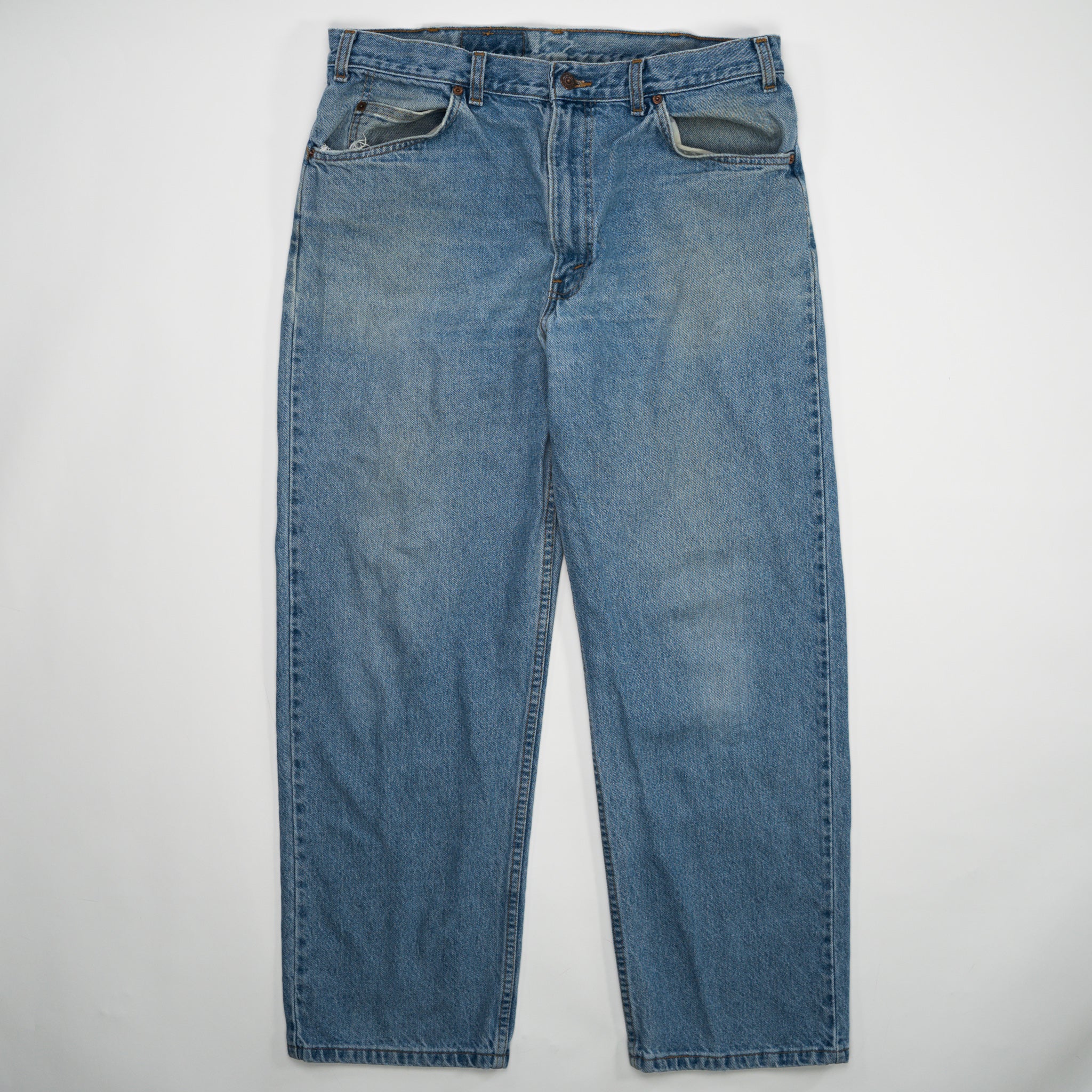 Vintage 70s Washed  Blue Levi Jeans (34 x 28) | Rebalance Vintage.