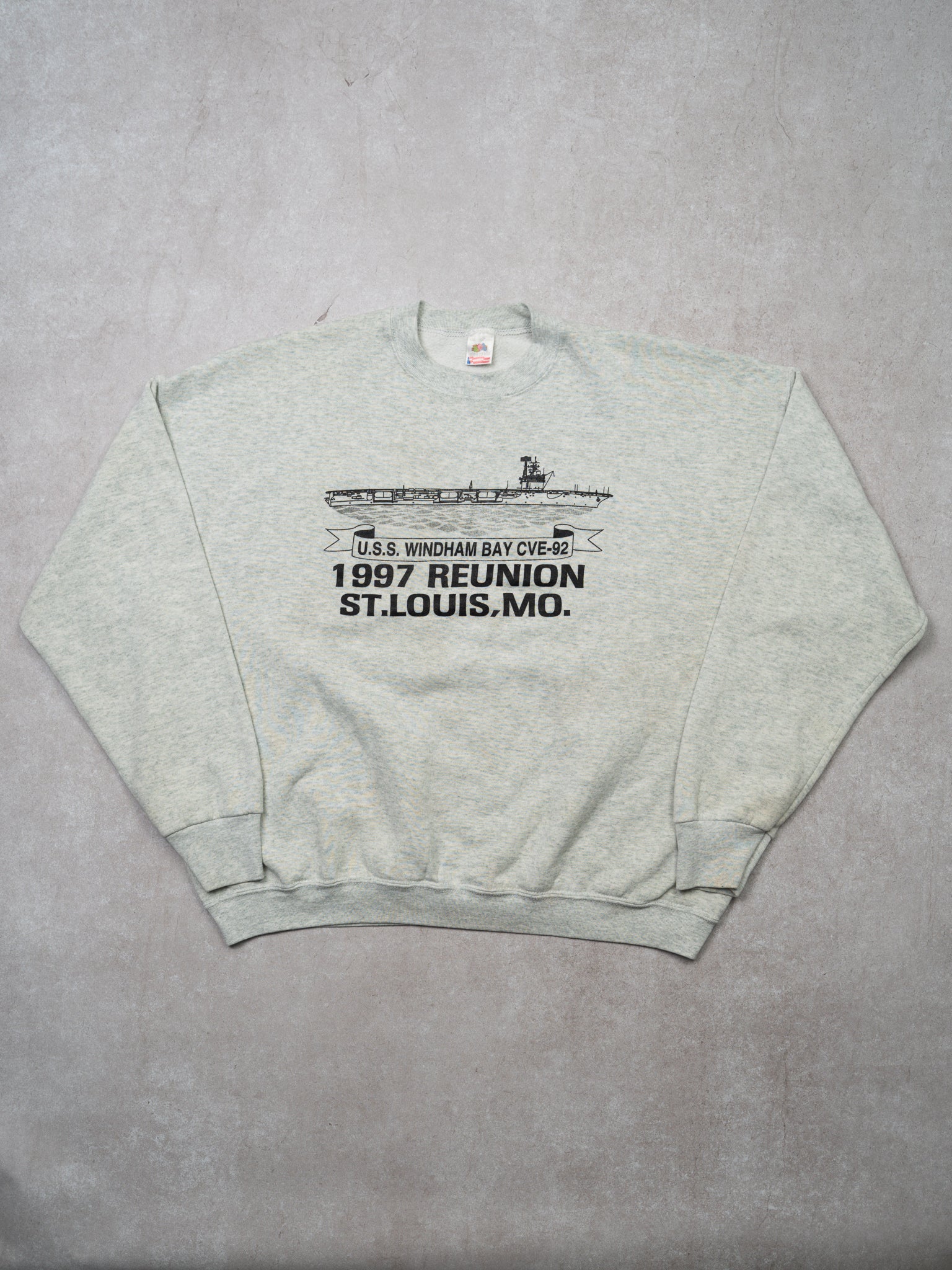 Vintage '97 Grey U.S.S Reunion St. Louis MO Crewneck (XL)