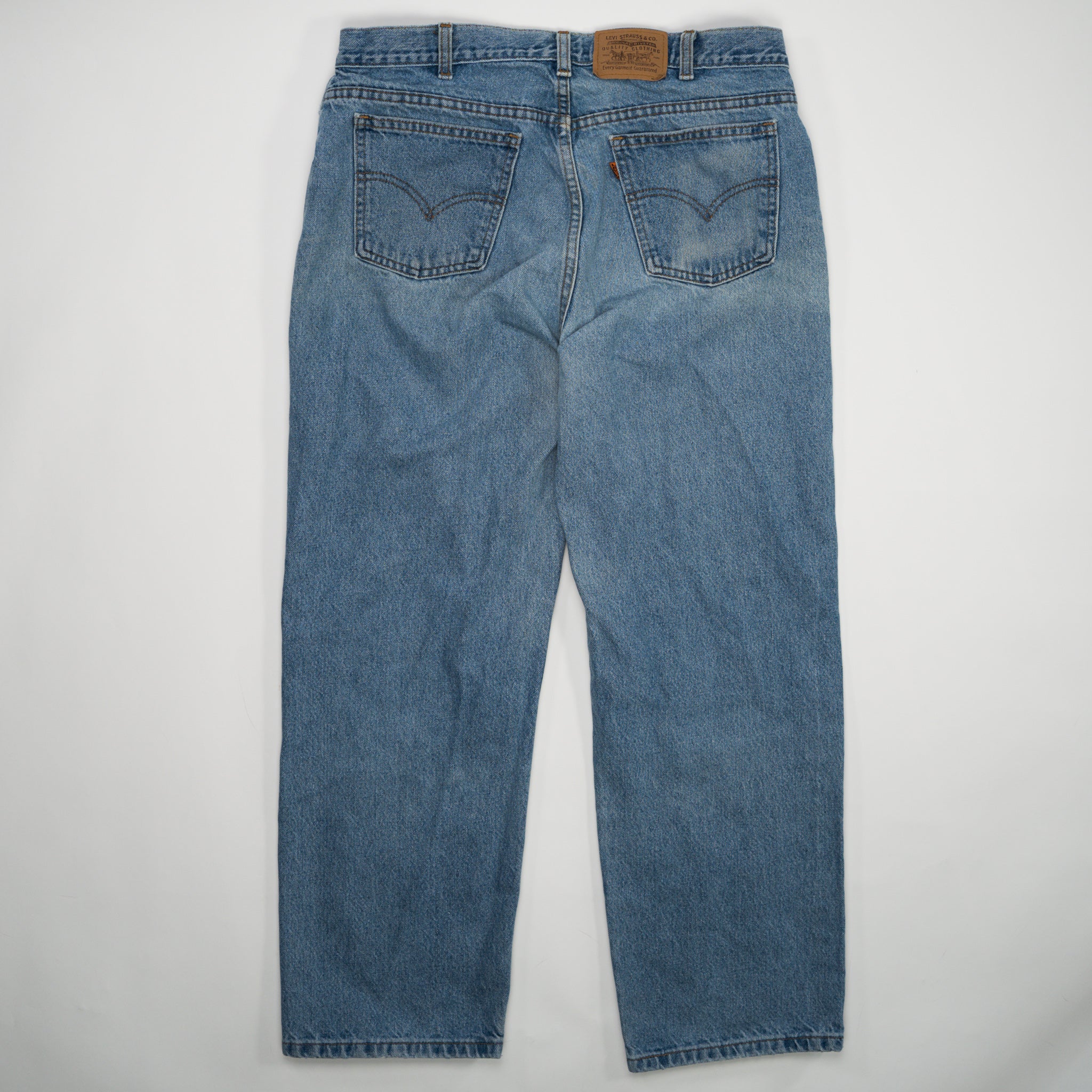 Vintage 70s Washed  Blue Levi Jeans (34 x 28) | Rebalance Vintage.