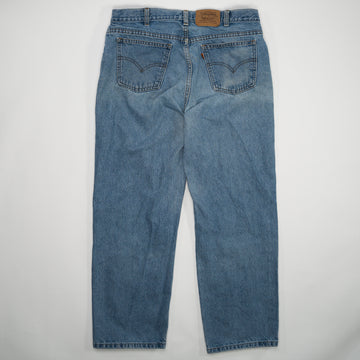 Vintage 70s Washed  Blue Levi Jeans (34 x 28) | Rebalance Vintage.