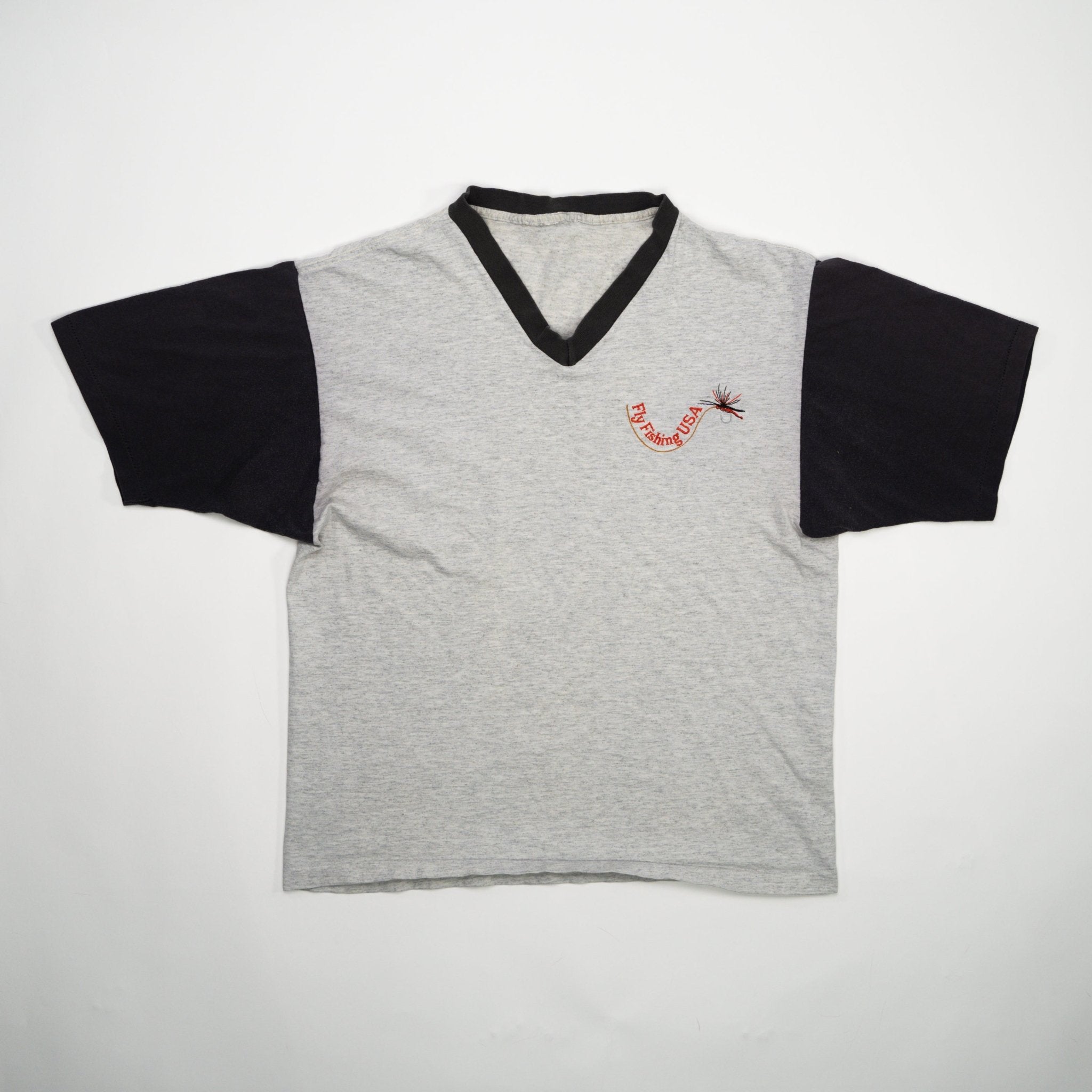 Vintage Fly Fishing USA V Neck Tee (M) | Rebalance Vintage.