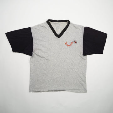 Vintage Fly Fishing USA V Neck Tee (M) | Rebalance Vintage.