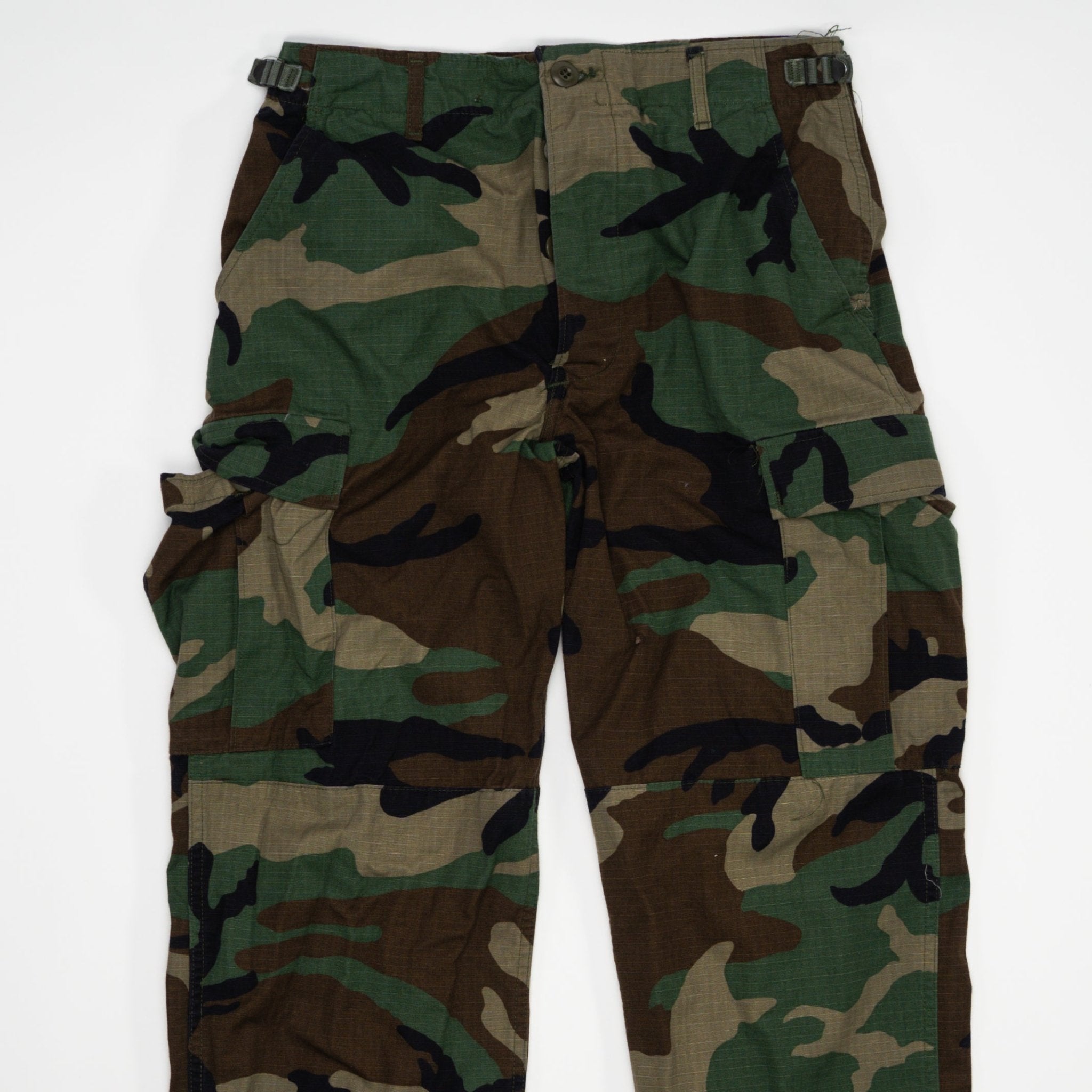 Vintage Army Camouflage Cargo Pants (31 x 33) | Rebalance Vintage.