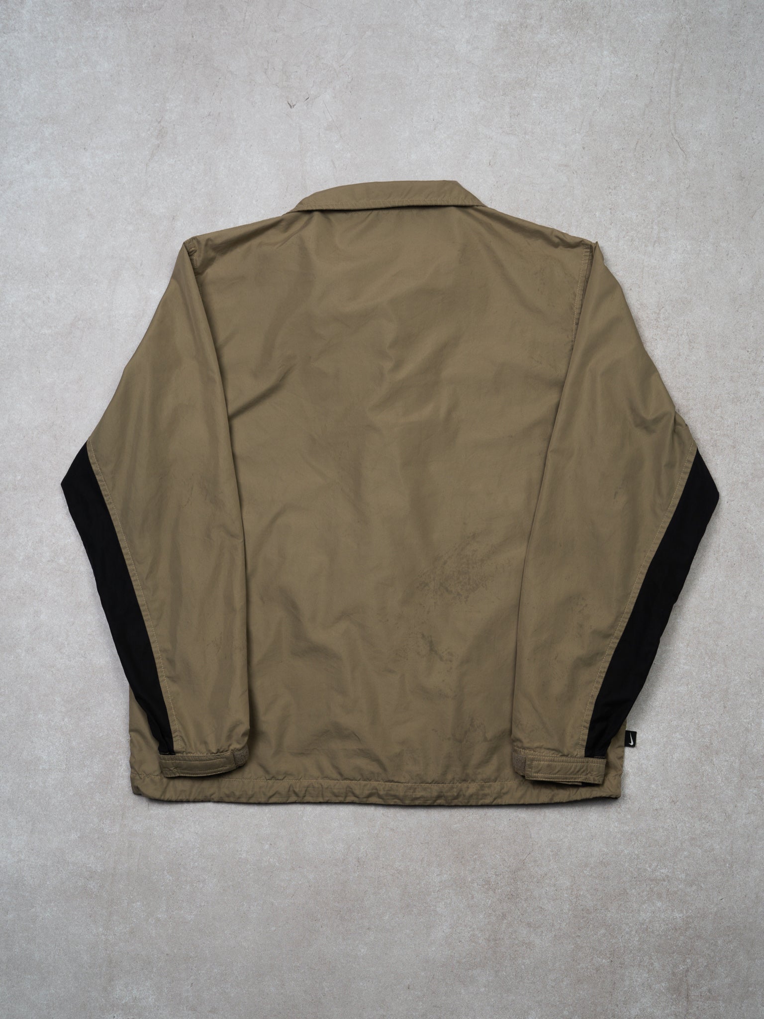 Vintage 00s Beige + Black Nike Windbreaker (L)