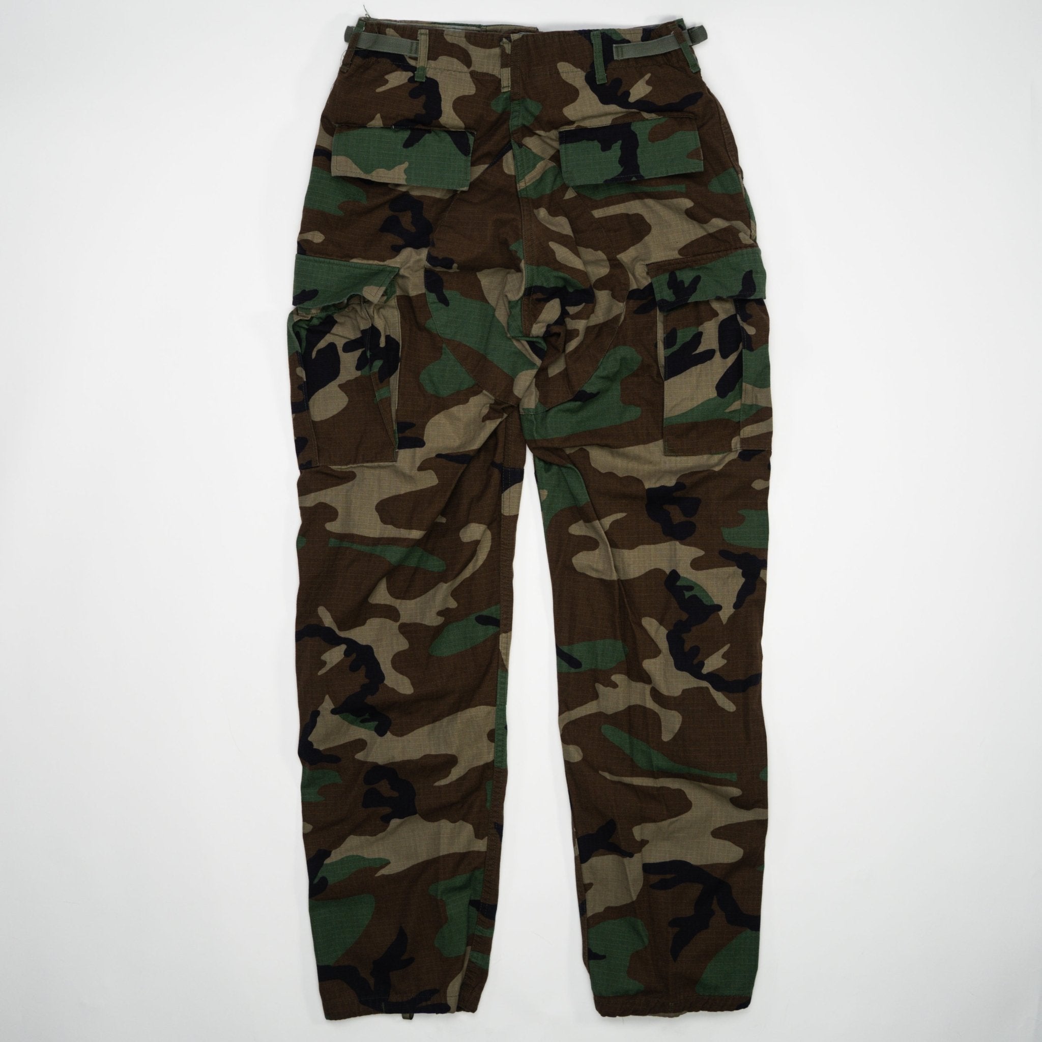 Vintage Army Camouflage Cargo Pants (31 x 33) | Rebalance Vintage.