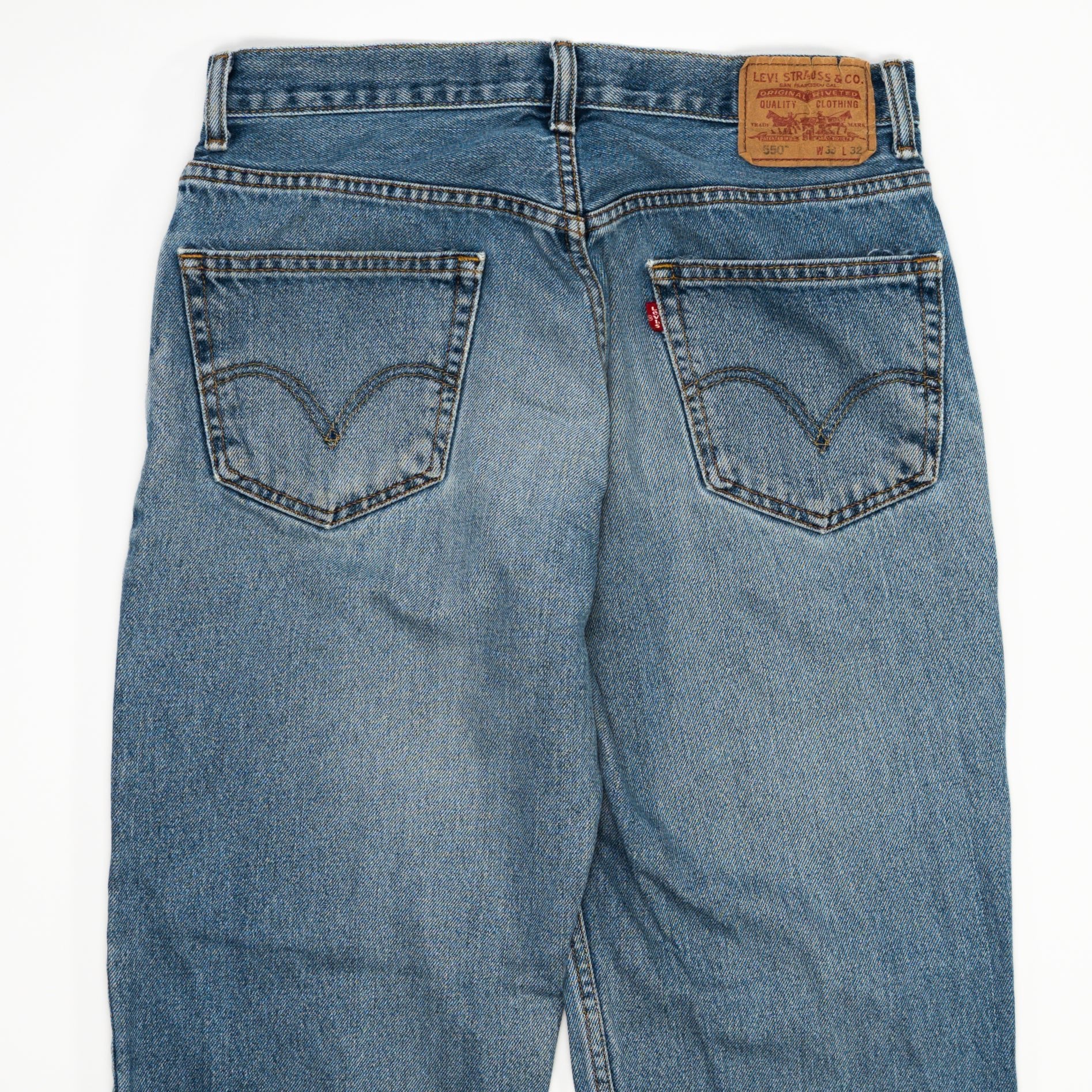 Vintage Blue Levi 550 Jeans (33 x 32) | Rebalance Vintage.