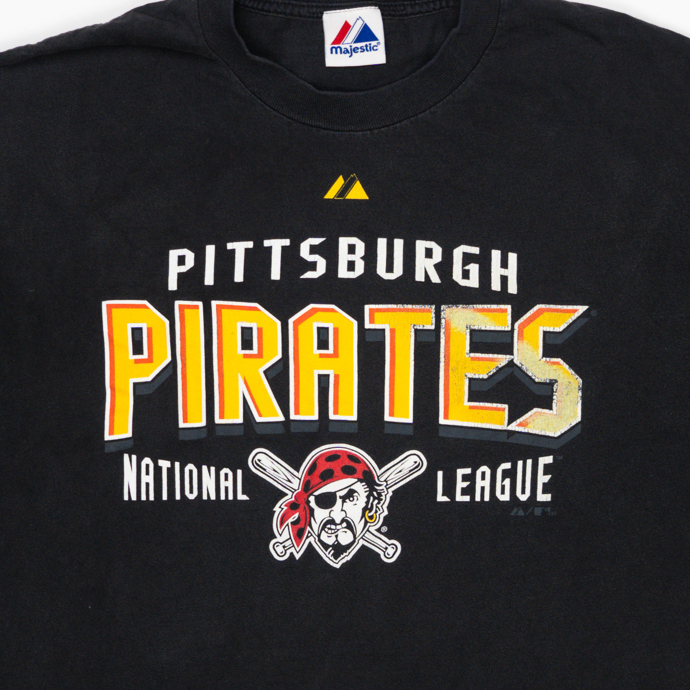 Vintage 90s Black Pittsburgh Pirates Majestic Tee | Rebalance Vintage.