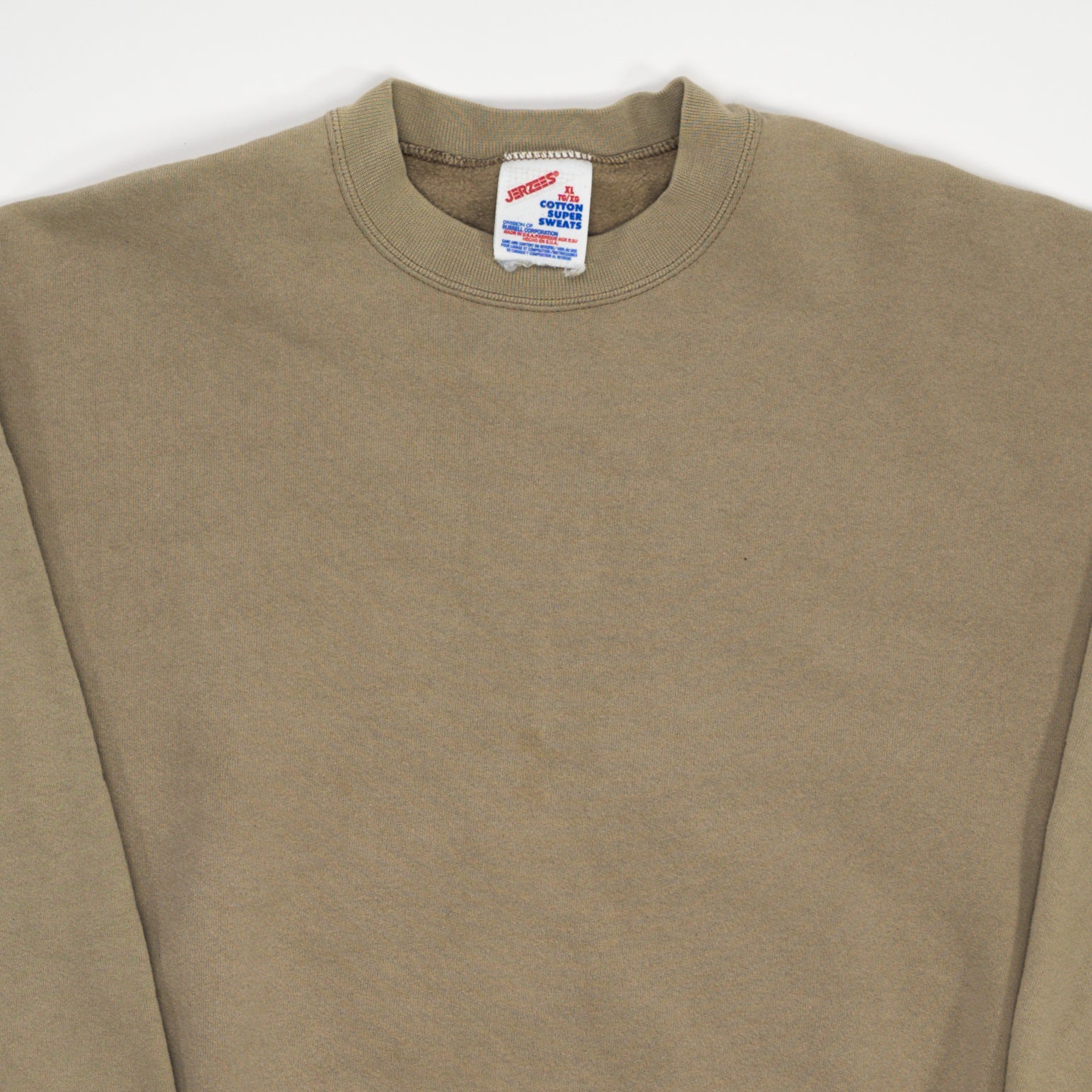 Vintage 90s Beige Blank Jerzee Crewneck (L) | Rebalance Vintage.