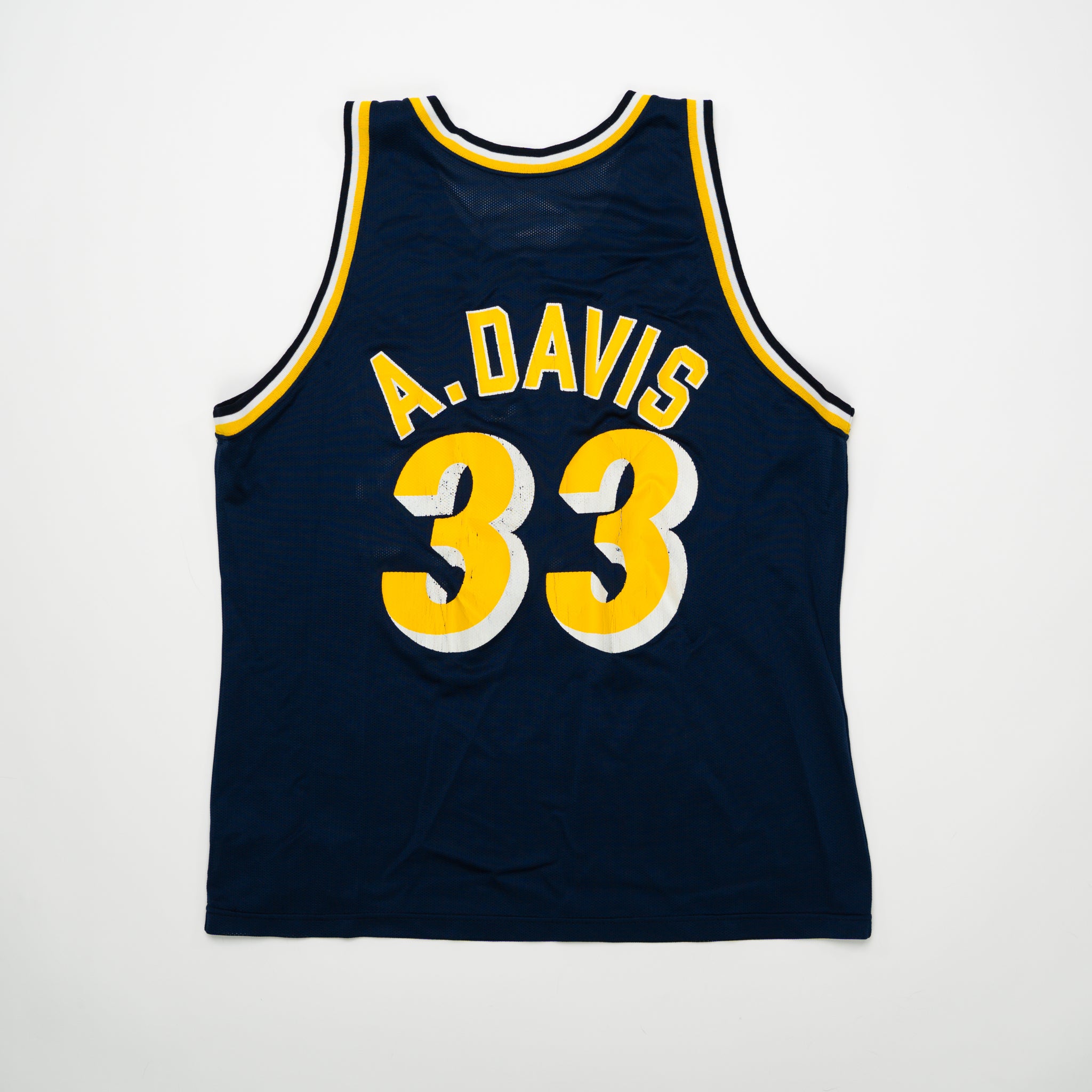 Vintage 90s Indiana A. Davis 33 Champion NBA Jersey (L) | Rebalance Vintage.