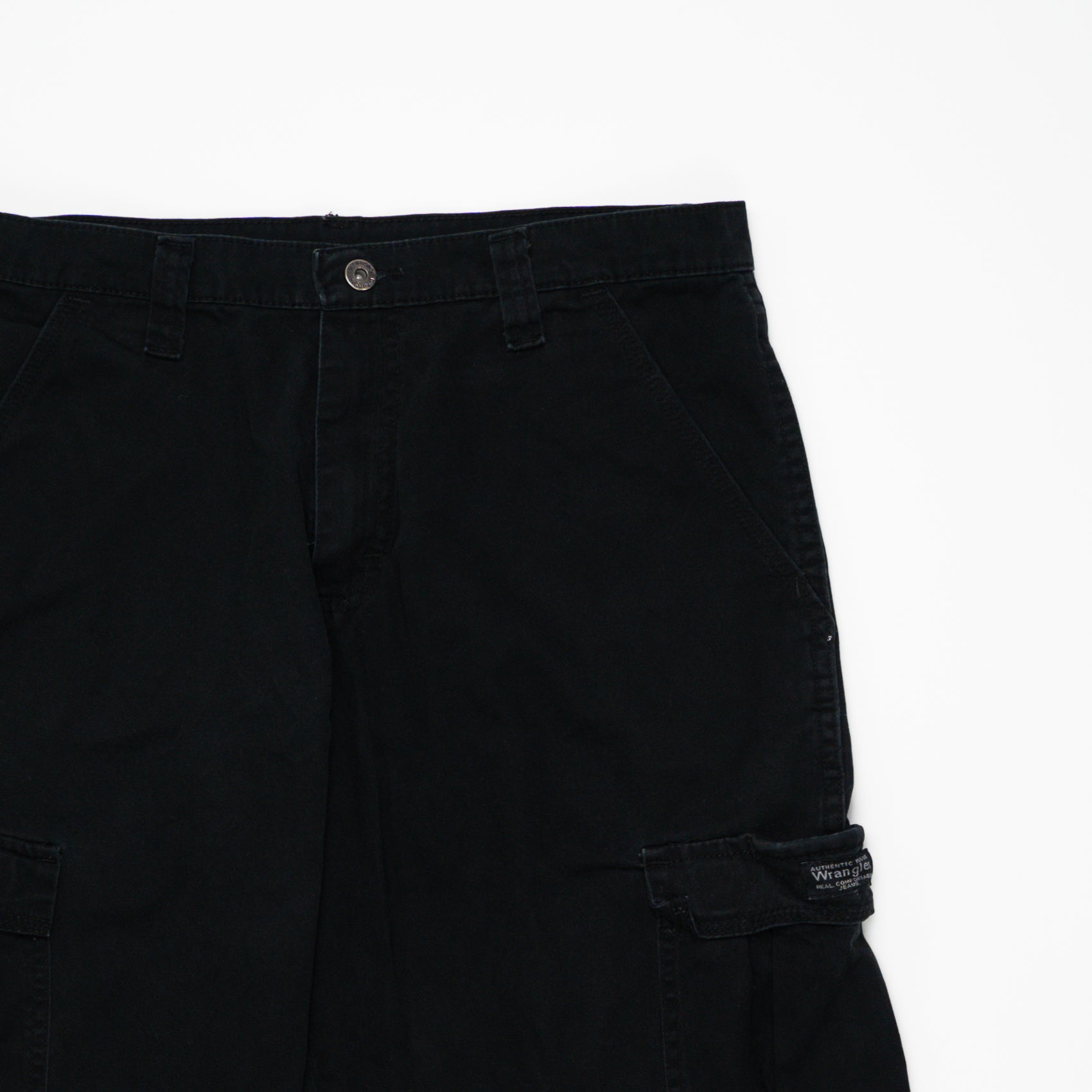 Vintage Black Wrangler Cargo Pants (32 x 30) | Rebalance Vintage.
