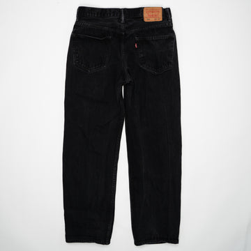 Vintage Black 550 Levi Jeans (33 x 32) | Rebalance Vintage.