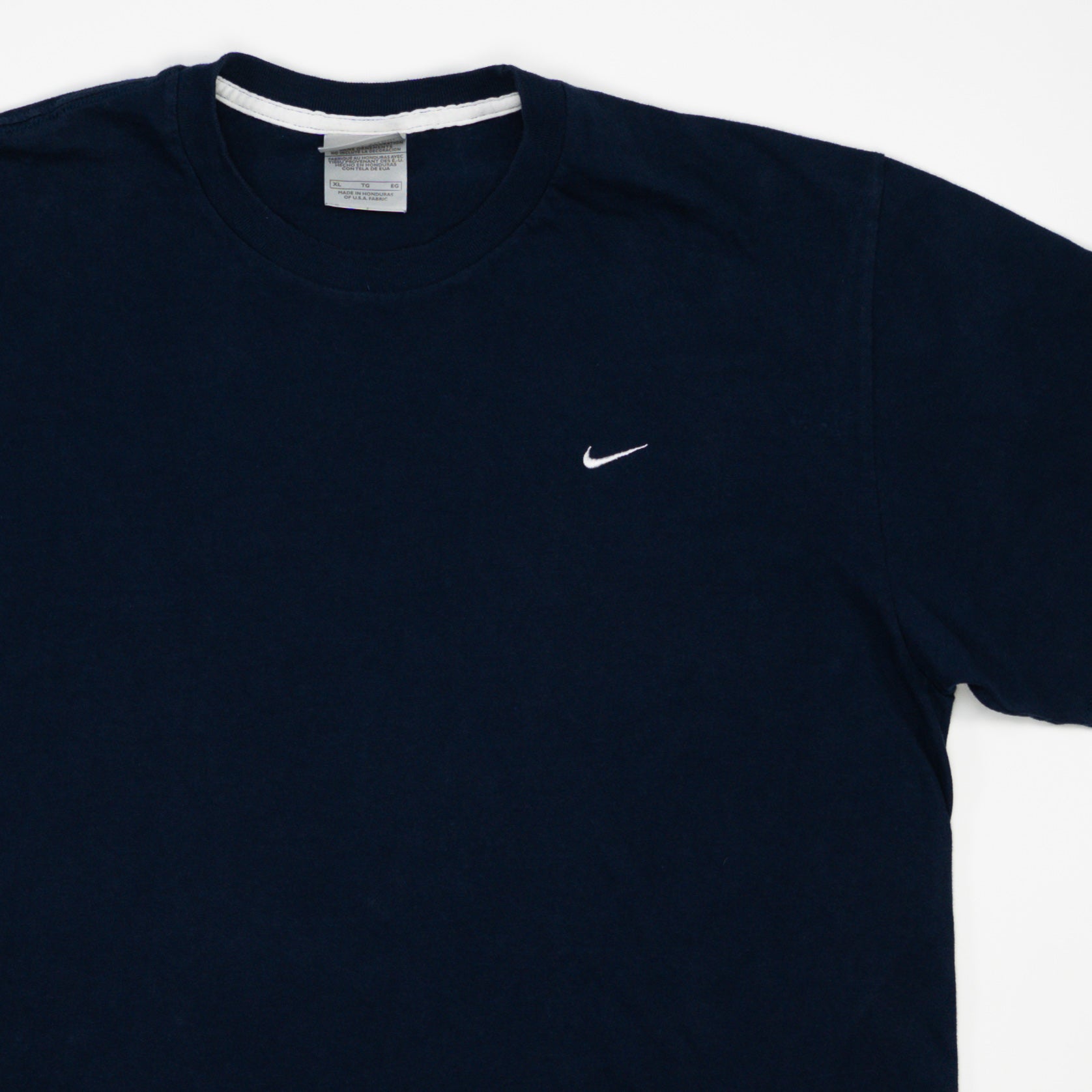 Vintage Navy Nike Essentials Tee 2.0 (L)