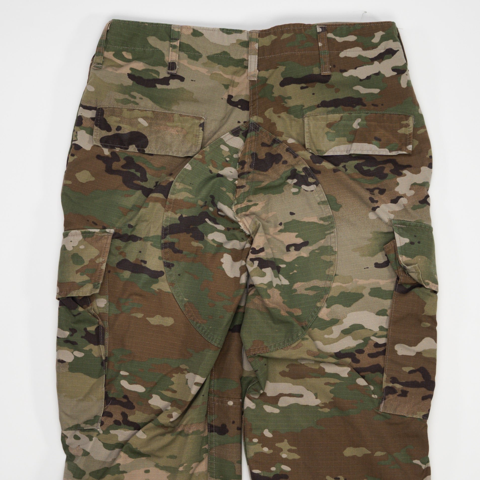 Vintage Green + Brown Camo Cargo Pants (30 x 30) | Rebalance Vintage.