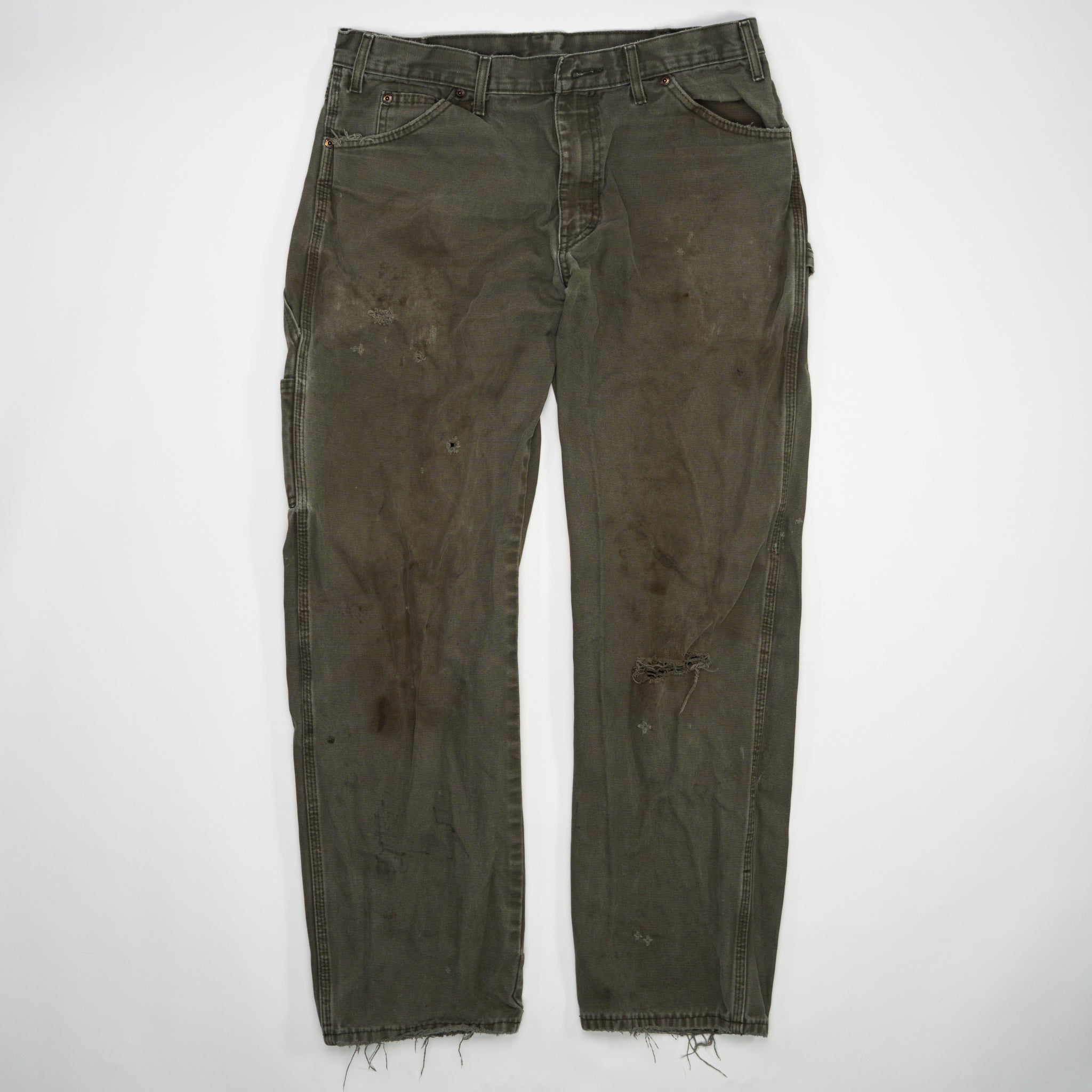 Vintage Army Green Dickies Cargo Pants W/ Rip (32 x 30) | Rebalance Vintage.