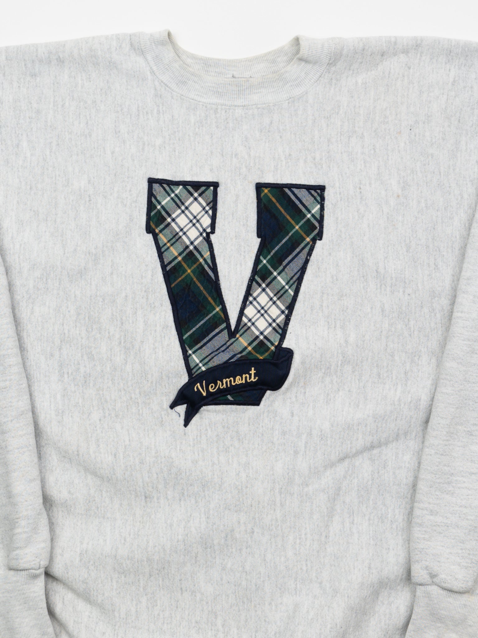 Vintage 90s Grey Plaid 'V' Vermont Crewneck (L)