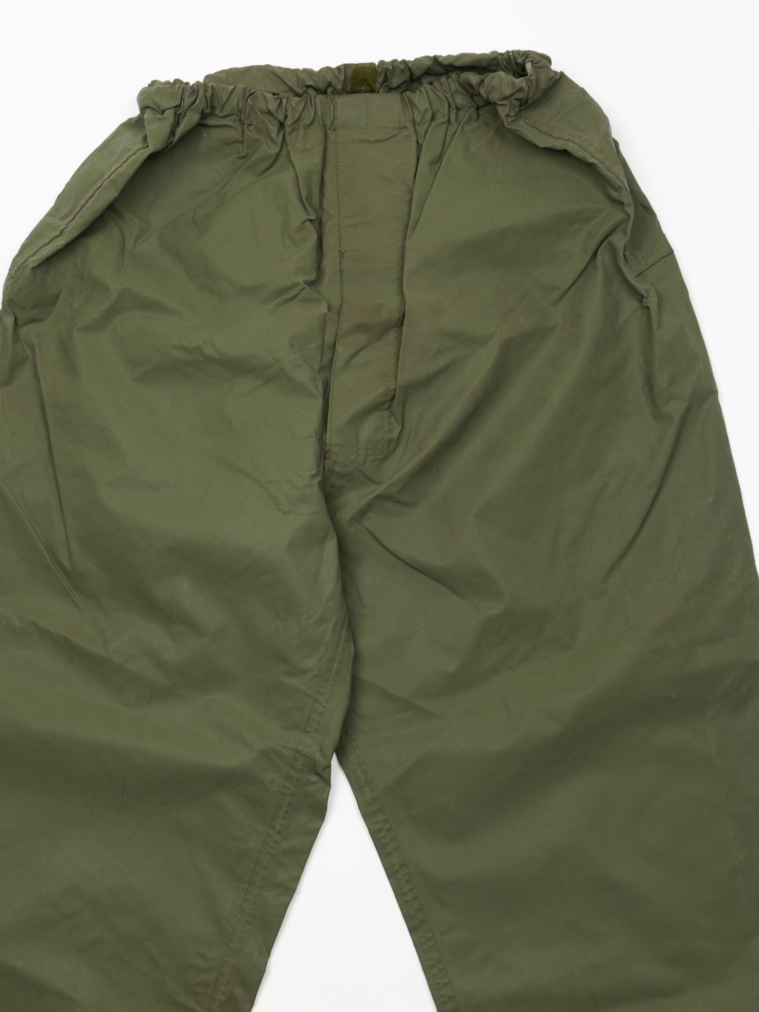 Vintage 90s Army Green Parachute Pants (30-36 x 29)