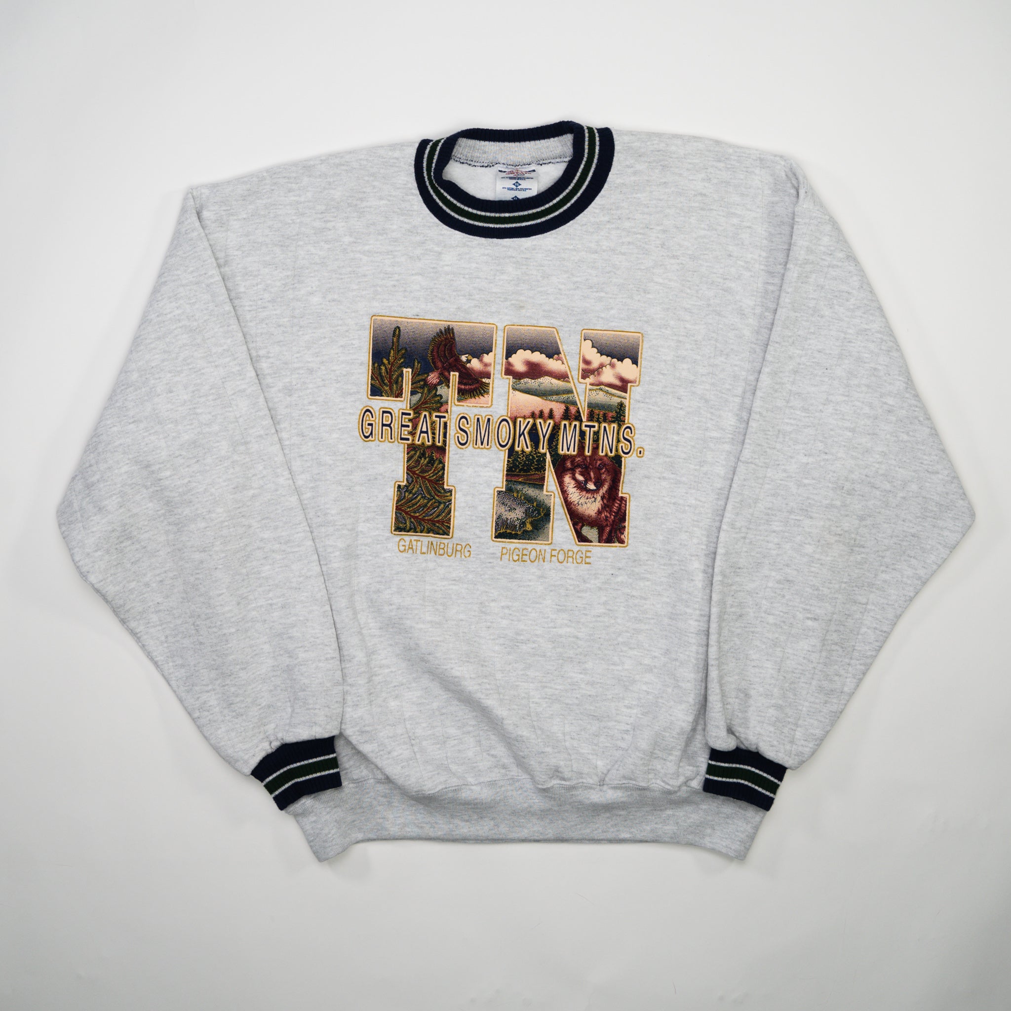 Vintage 90s Great Smoky Mtns Gatlinburg Crewneck (L/XL)