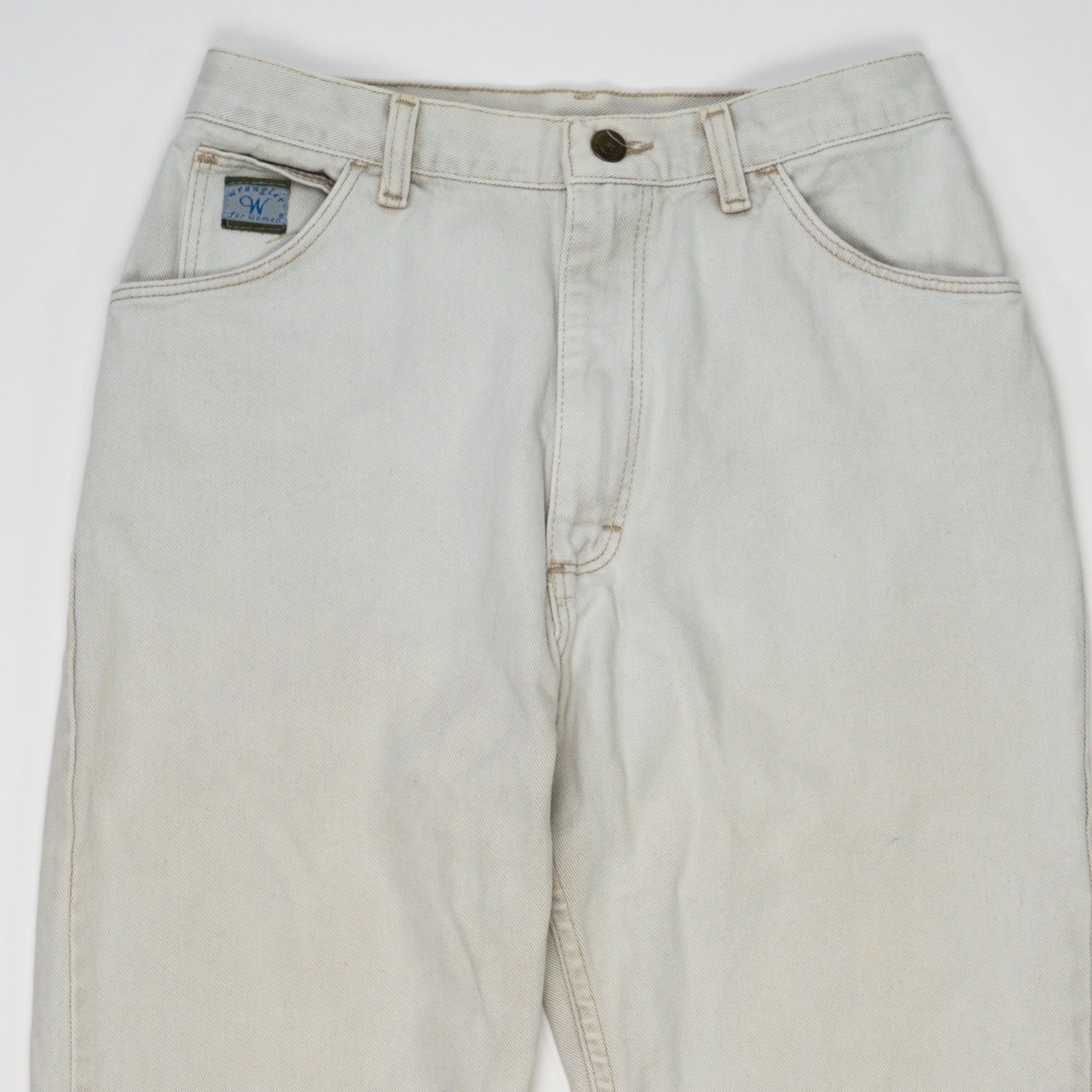 Vintage High Waisted Light Washed Wrangler Jeans (28 x 32) | Rebalance Vintage.