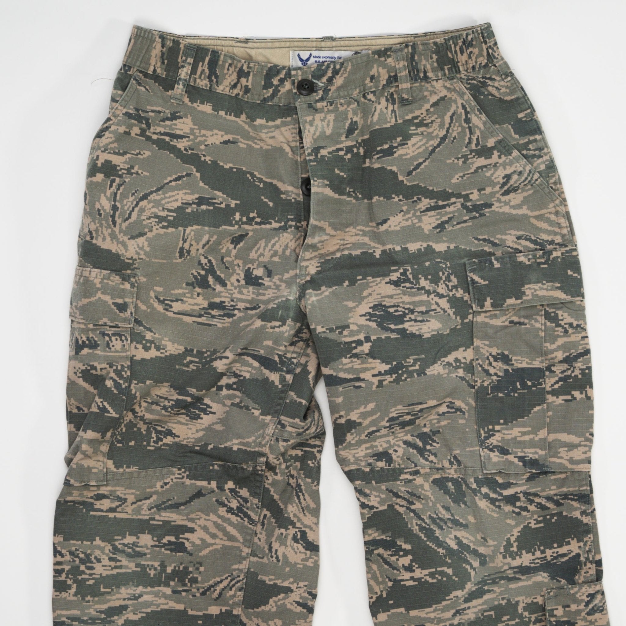 Vintage U.S Air Force Camo Pants (30 x 30) | Rebalance Vintage.