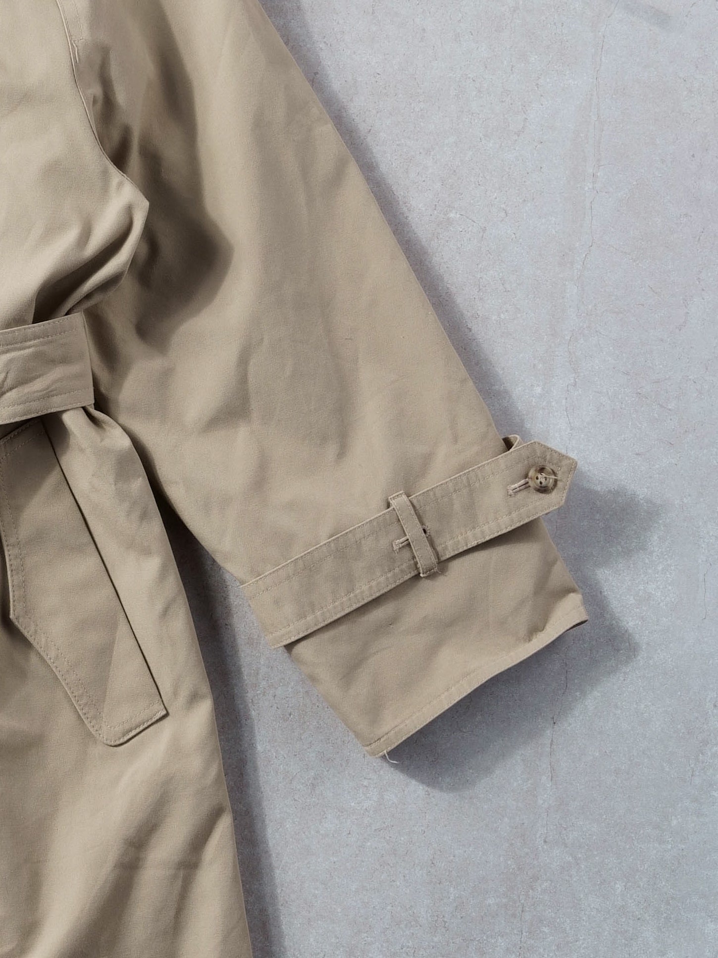 Vintage 90s Beige Towne London Fogg Trench Coat (M/L)