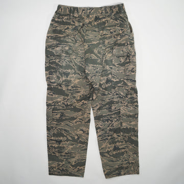 Vintage U.S Air Force Camo Pants (30 x 30) | Rebalance Vintage.