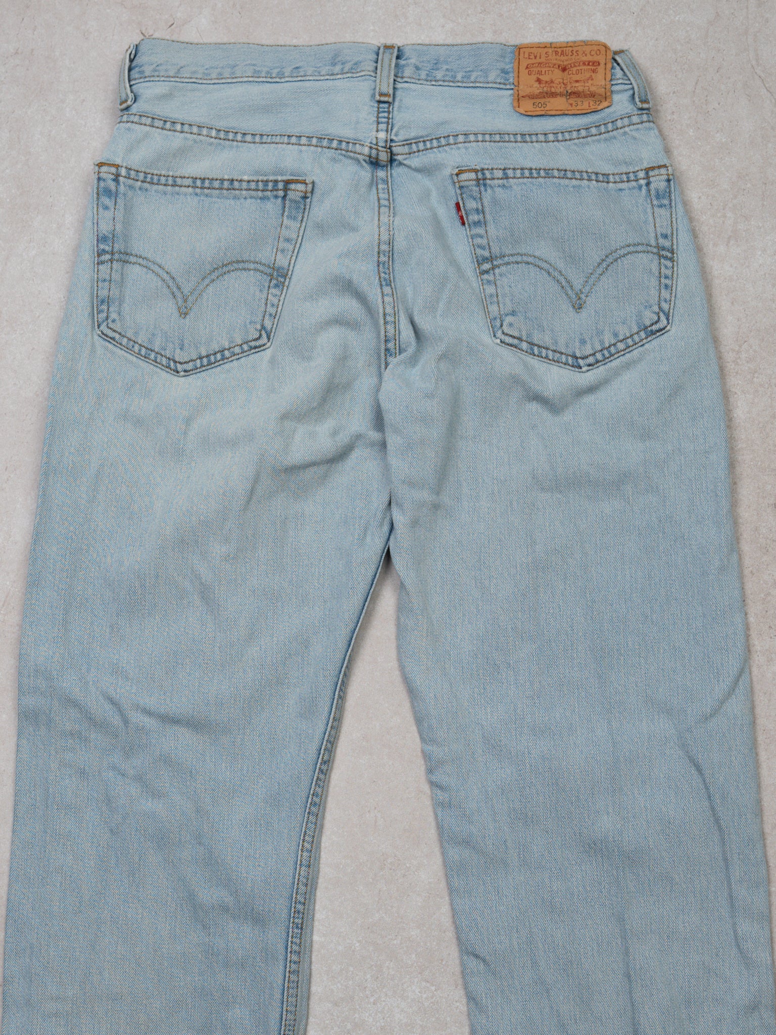 Vintage Light Blue Levi 505 Regular Fit (33 x 32)