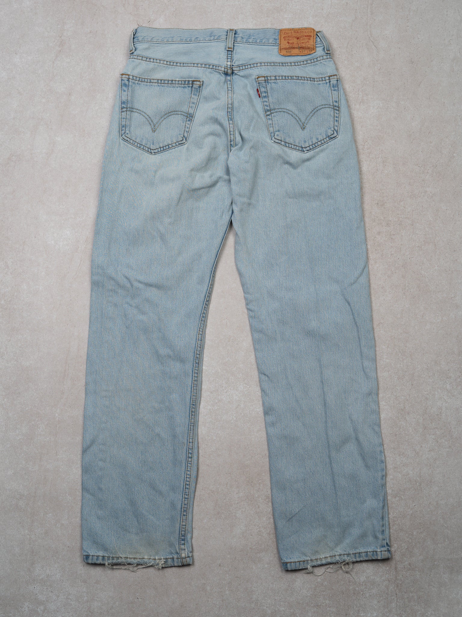 Vintage Light Blue Levi 505 Regular Fit (33 x 32)