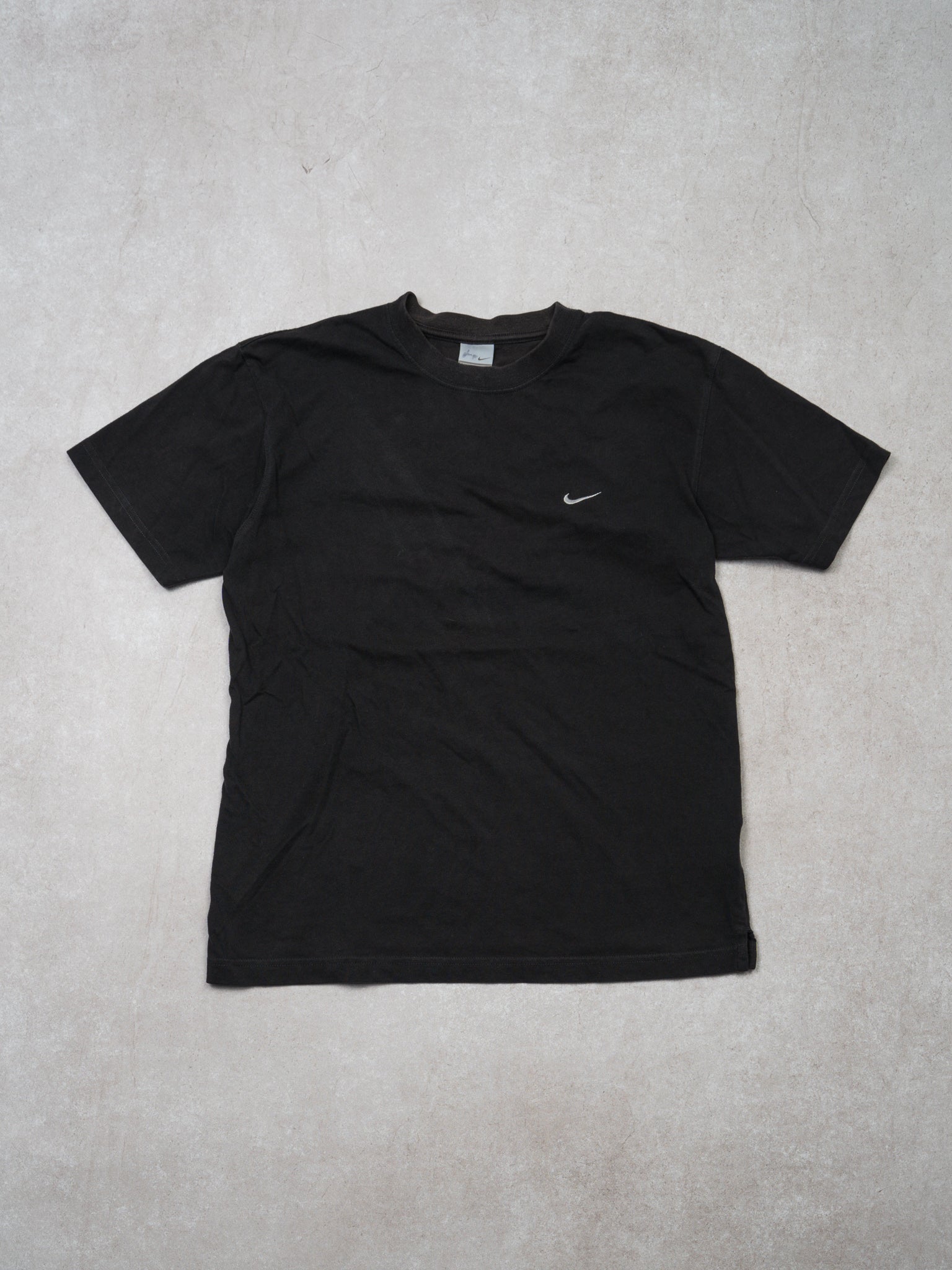 Vintage 90s Black Nike Swoosh Essential Tee (XS)