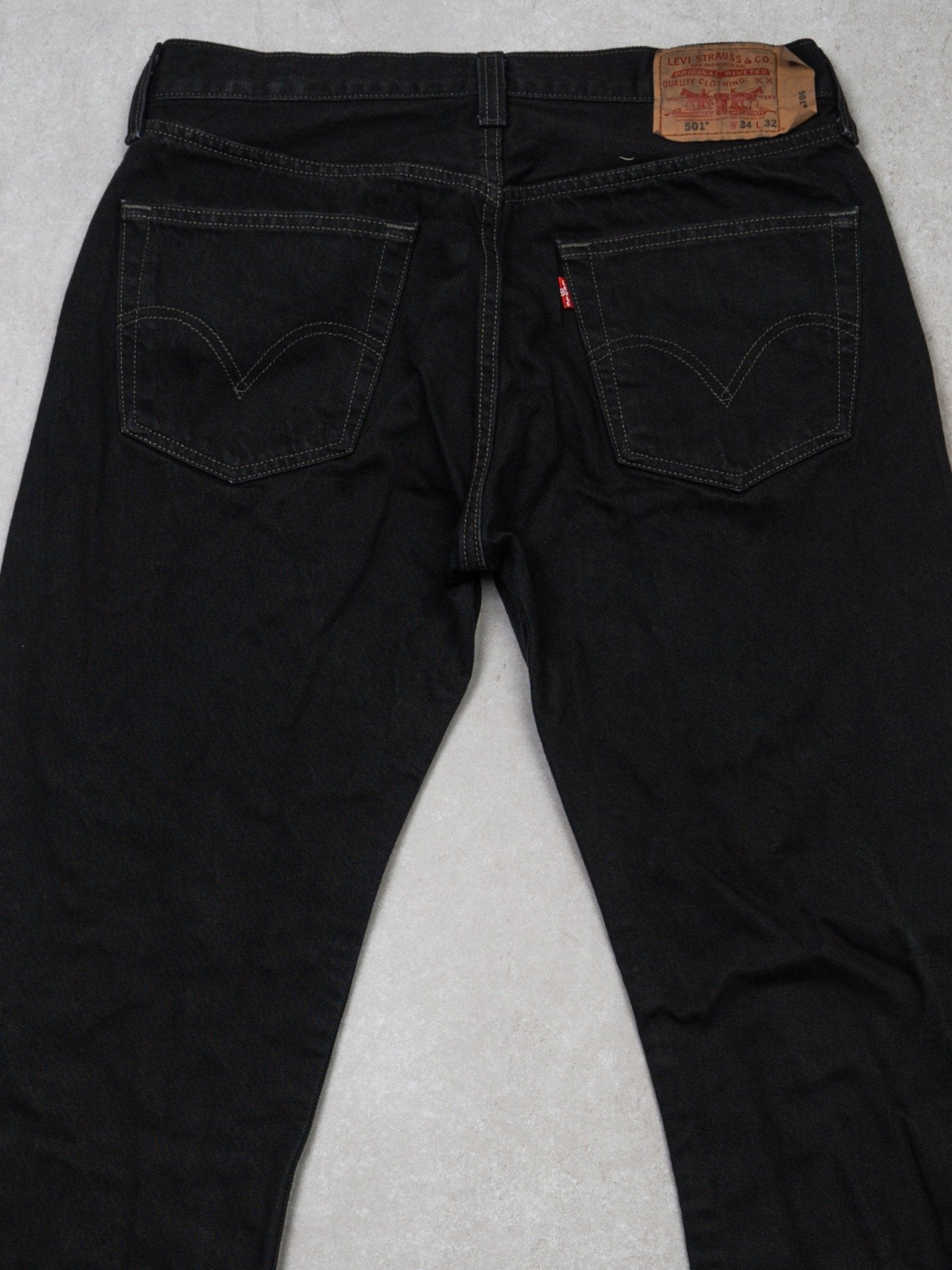 Vintage Dark Black 501 Levi Jeans (34 x 32)