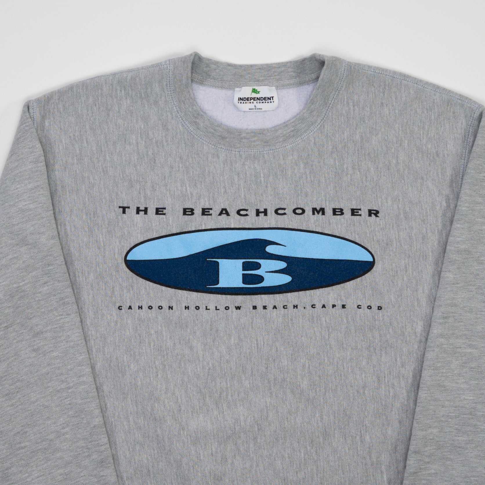 Vintage The Beach Comber Cape Cod Crewneck (L)