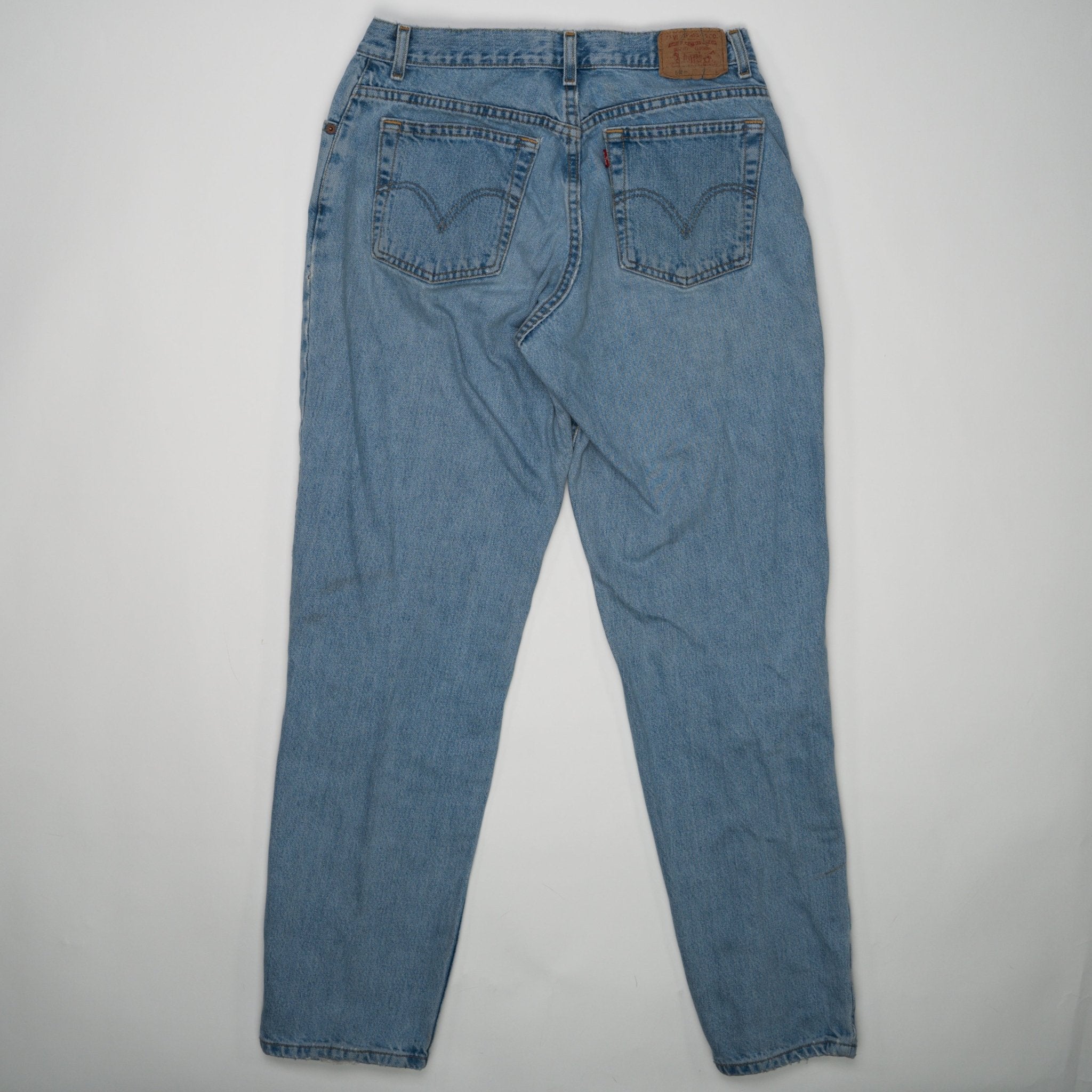 Vintage Light Blue 550 Levi Jeans (30 x 32) | Rebalance Vintage.