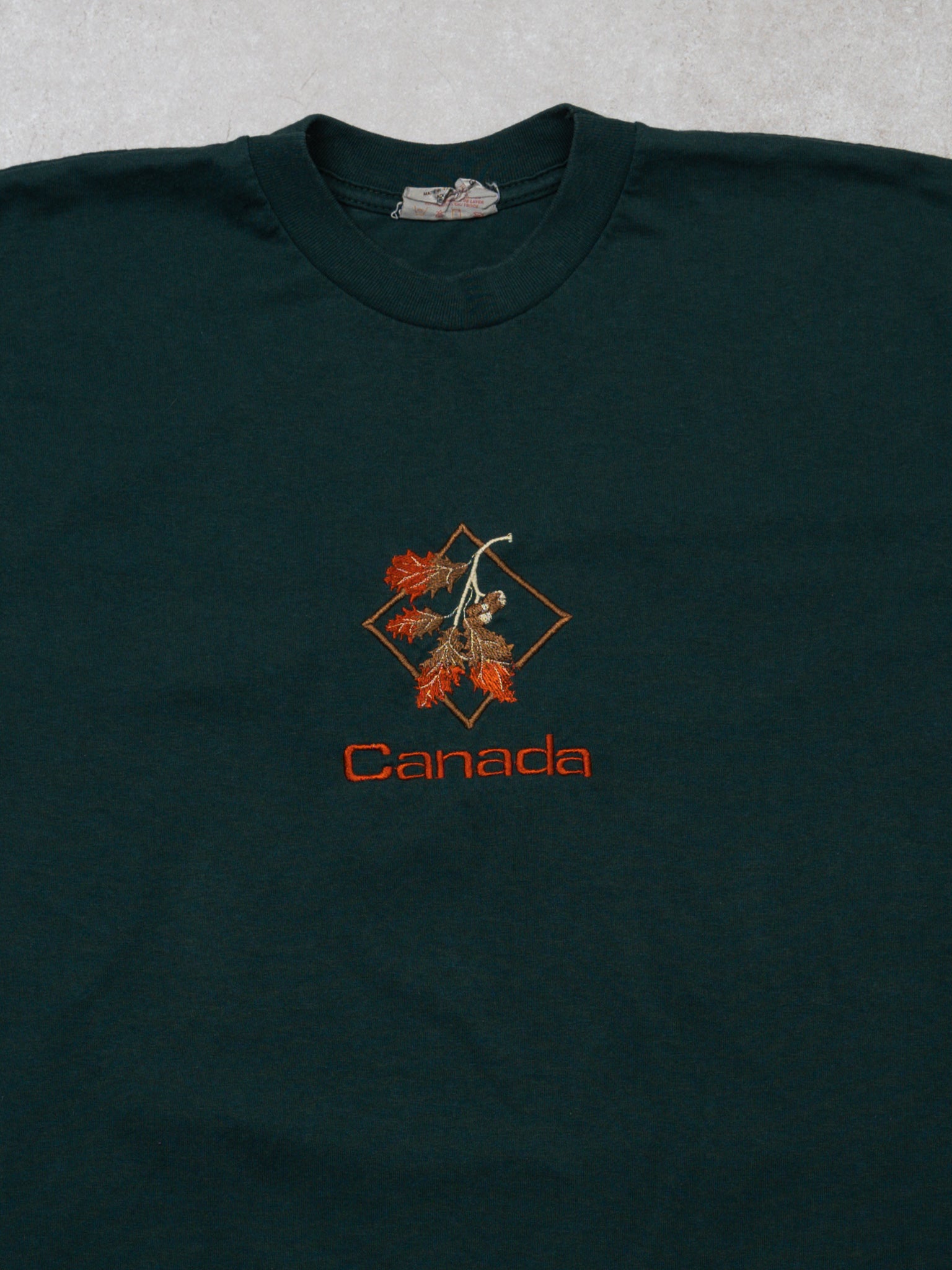 Vintage 90s Dark Green Canada Fall Leaf Single Stitch Tee (L)