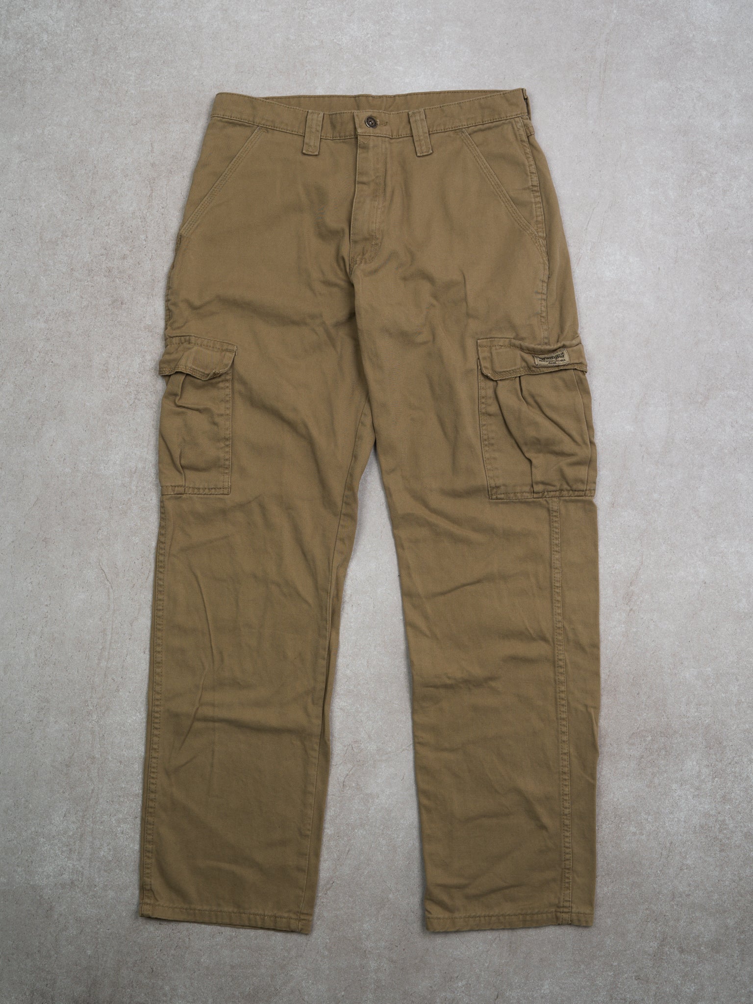Vintage Beige Wrangler Cargo Pants (32 x 31)