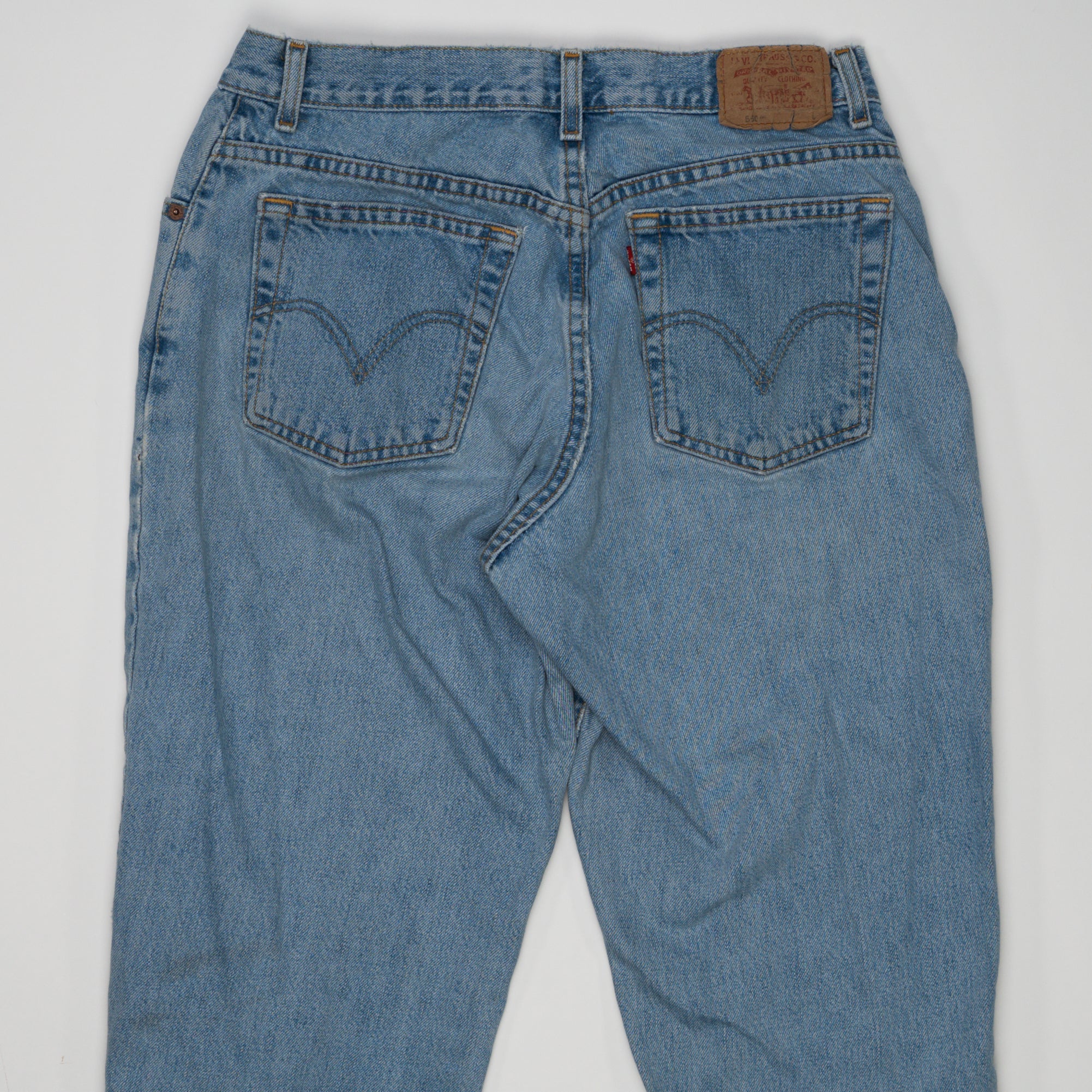 Vintage Light Blue 550 Levi Jeans (30 x 32) | Rebalance Vintage.