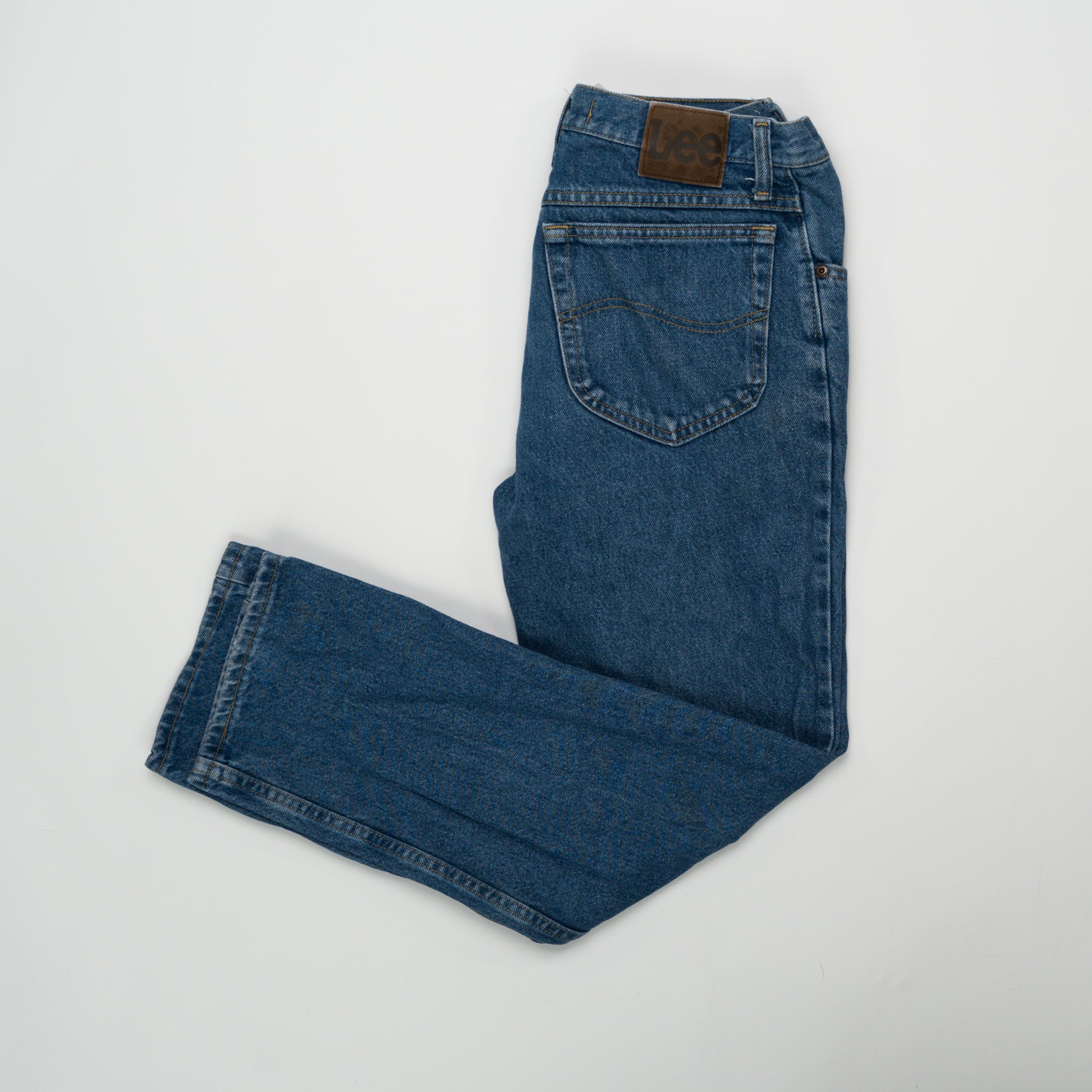 Vintage Dark Blue Lee Jeans (33 x 30) | Rebalance Vintage.