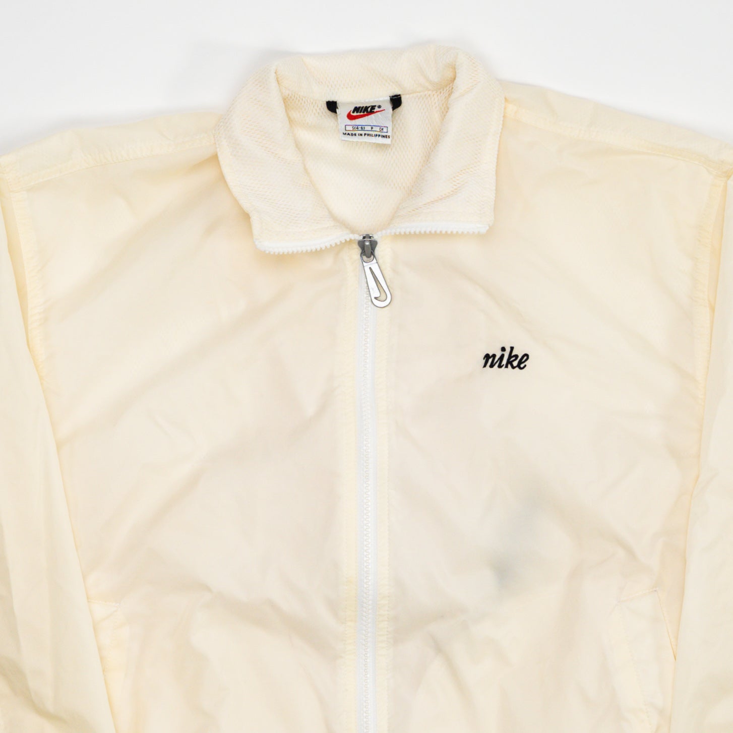 Vintage Cream Nike Windbreaker (S) | Rebalance Vintage.