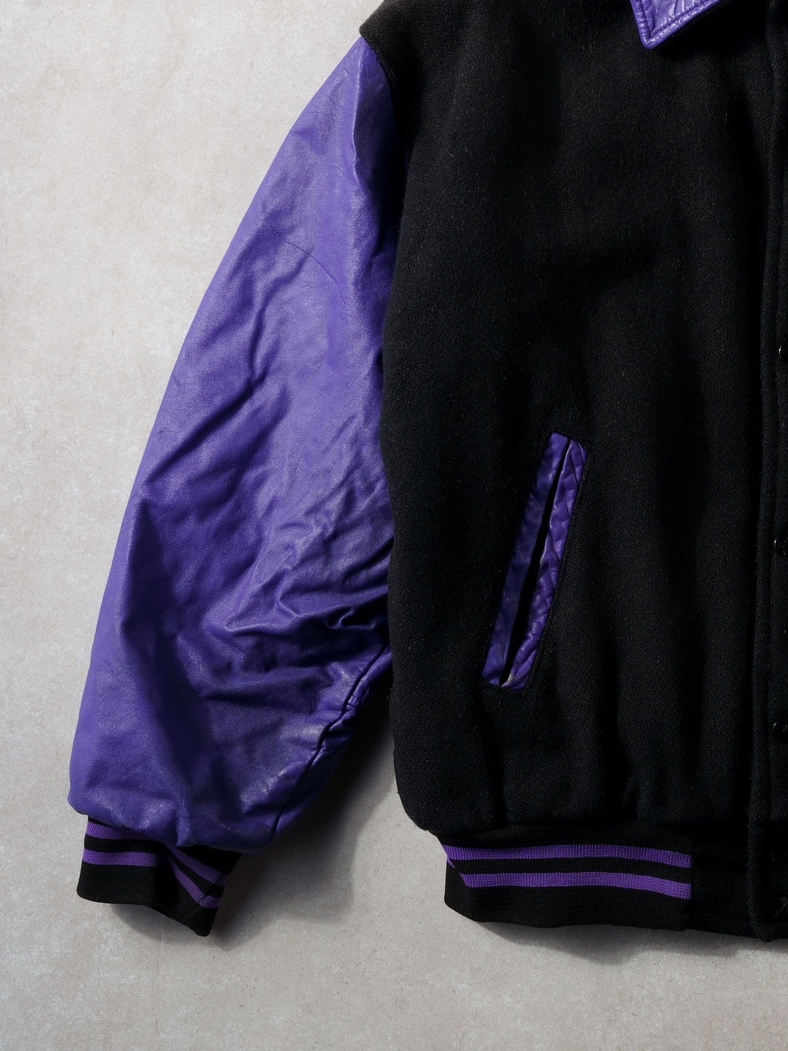 Vintage 90s Black and Purple Skii-Do Bomber Jacket (L)
