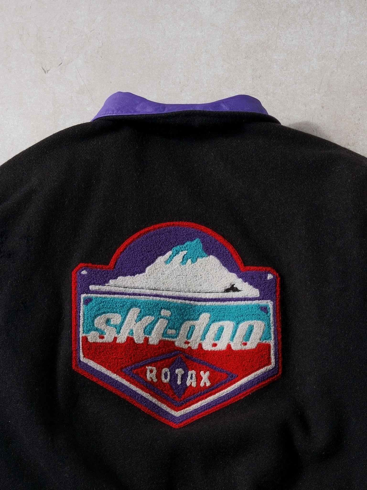 Vintage 90s Black and Purple Skii-Do Bomber Jacket (L)