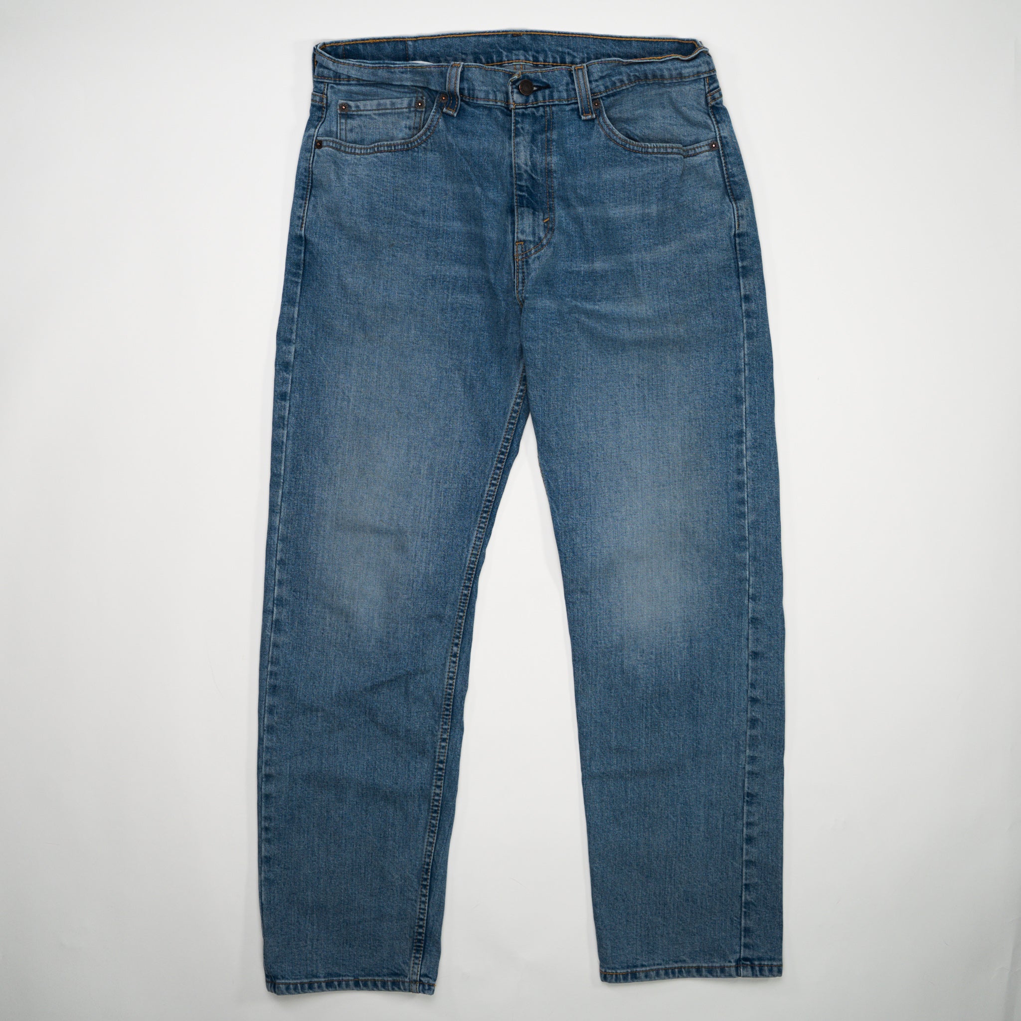 Vintage Blue 505 Levi Straight Legged Jeans (34 x 30) | Rebalance Vintage.