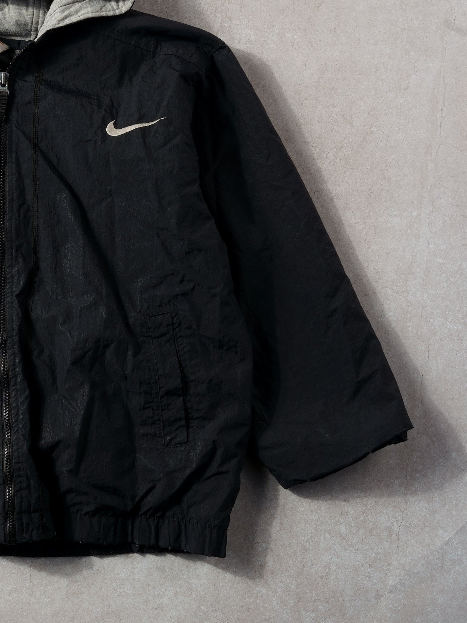 Vintage 90s Black Nike Hooded Windbreaker (S/M)