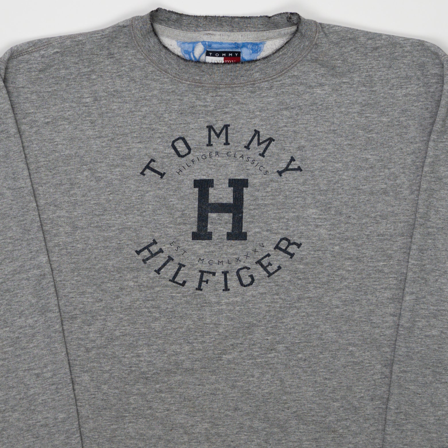 Vintage Grey Tommy Hilfiger Classics Crewneck (L) | Rebalance Vintage.