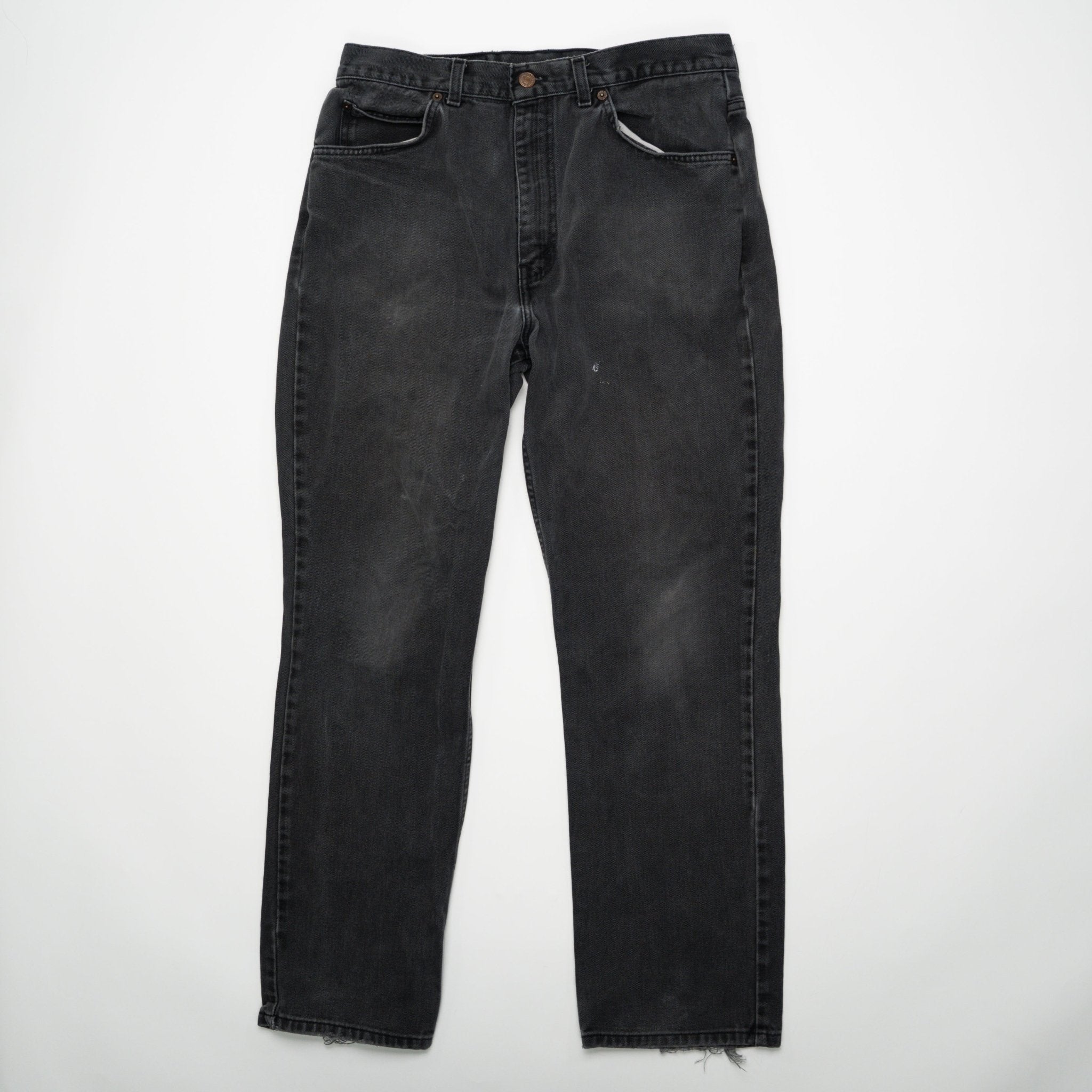 Vintage 70s Black Levi jeans (34 x 30) | Rebalance Vintage.