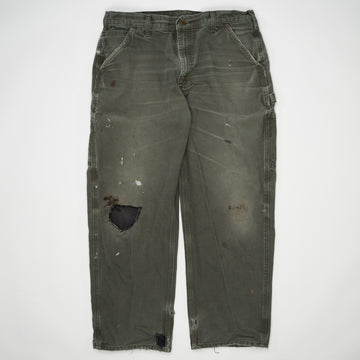 Vintage Patched Green Carhartt Cargo Pants (36) | Rebalance Vintage.
