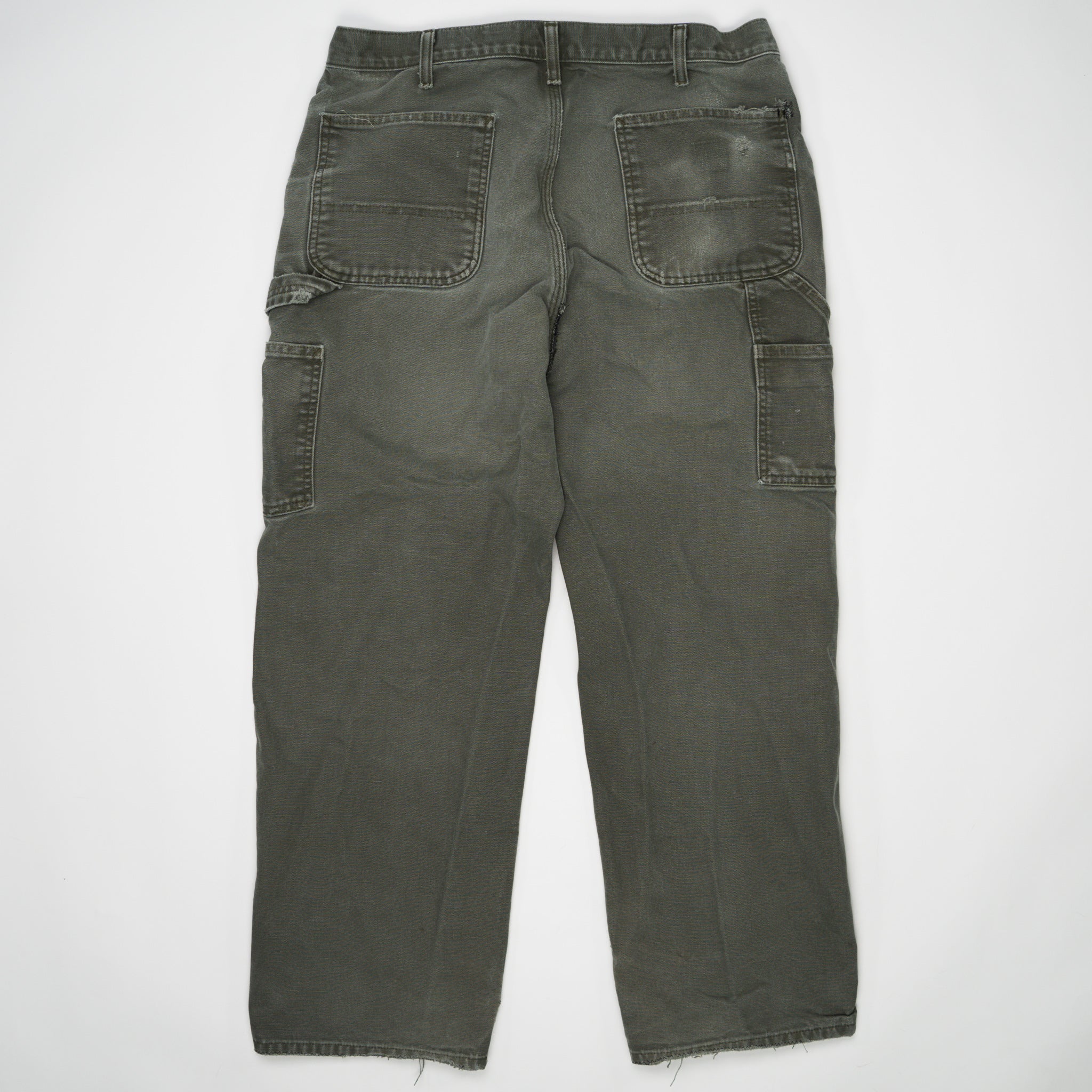 Vintage Patched Green Carhartt Cargo Pants (36) | Rebalance Vintage.