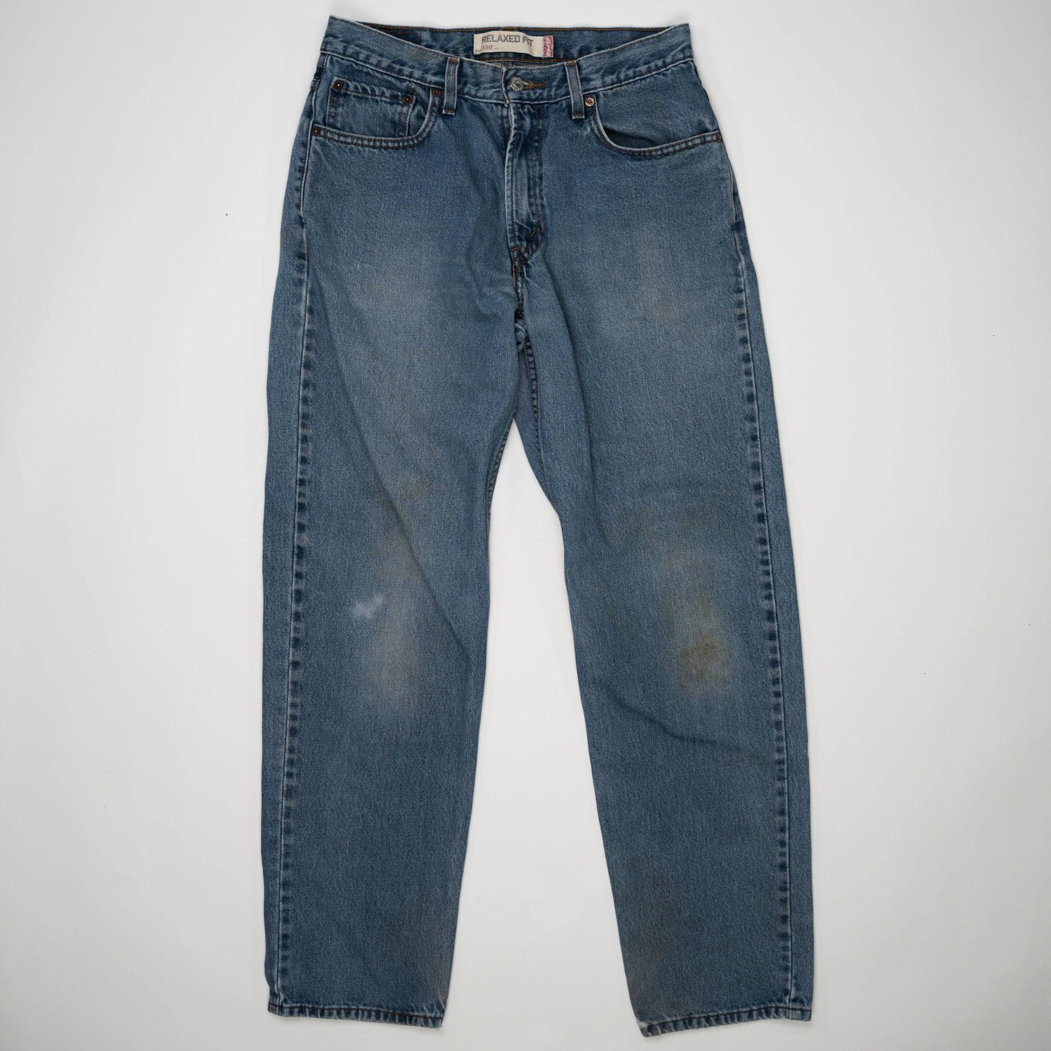 Vintage Light Blue Levi 550 Jeans (32 x 34) | Rebalance Vintage.