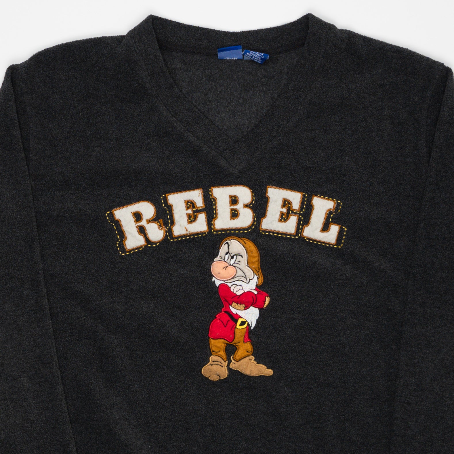Vintage Snow White Grumpy Dwraf Rebel Fleece Sweater (L) | Rebalance Vintage.