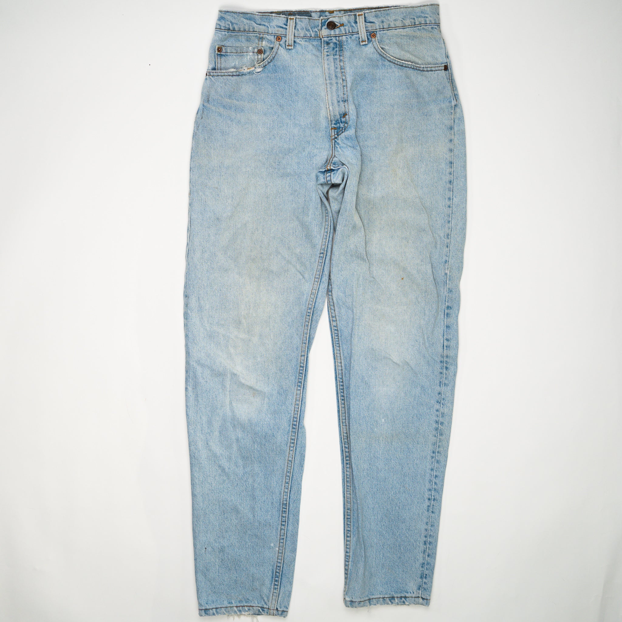Vintage Washed Light Blue 550 Levi Jeans (34 x 32) | Rebalance Vintage.
